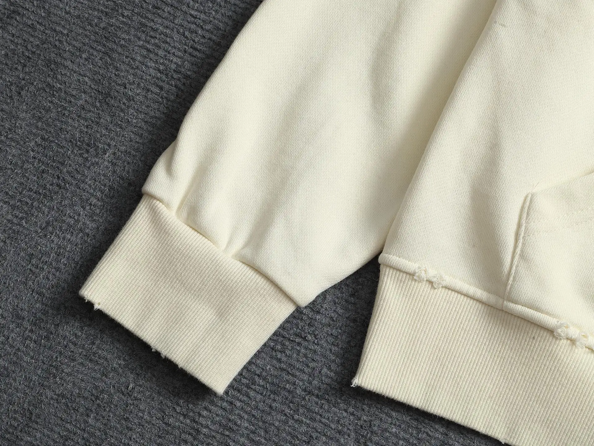 Logo Embroidery Distressed Zip-Up Hoodie D24521992 — view 5