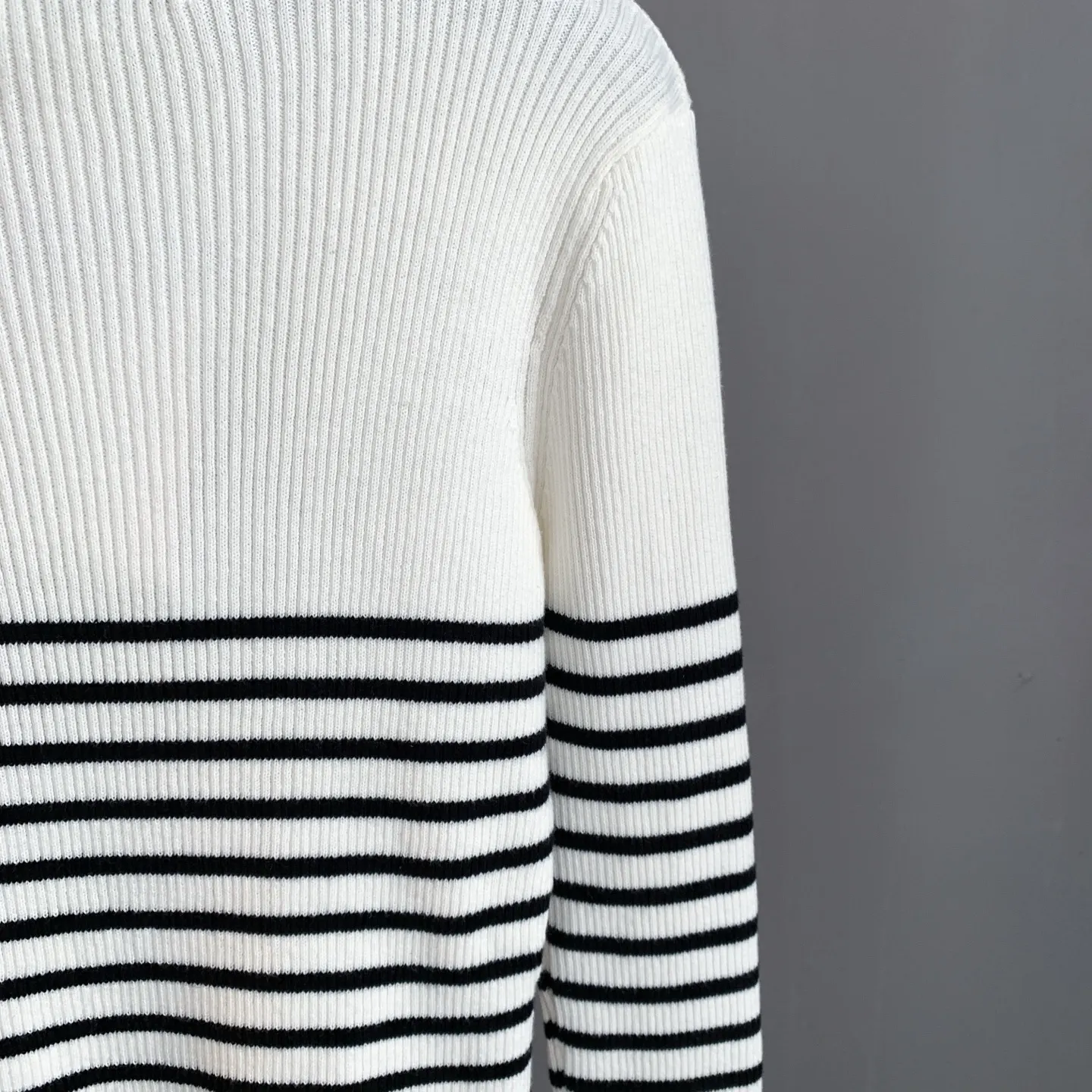 Star Intarsia Striped Wool Sweater D24522894 — view 7