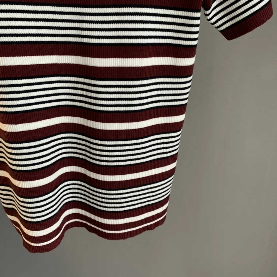 Striped Ribbed-Knit Logo T-Shirt D24522752 — view 10