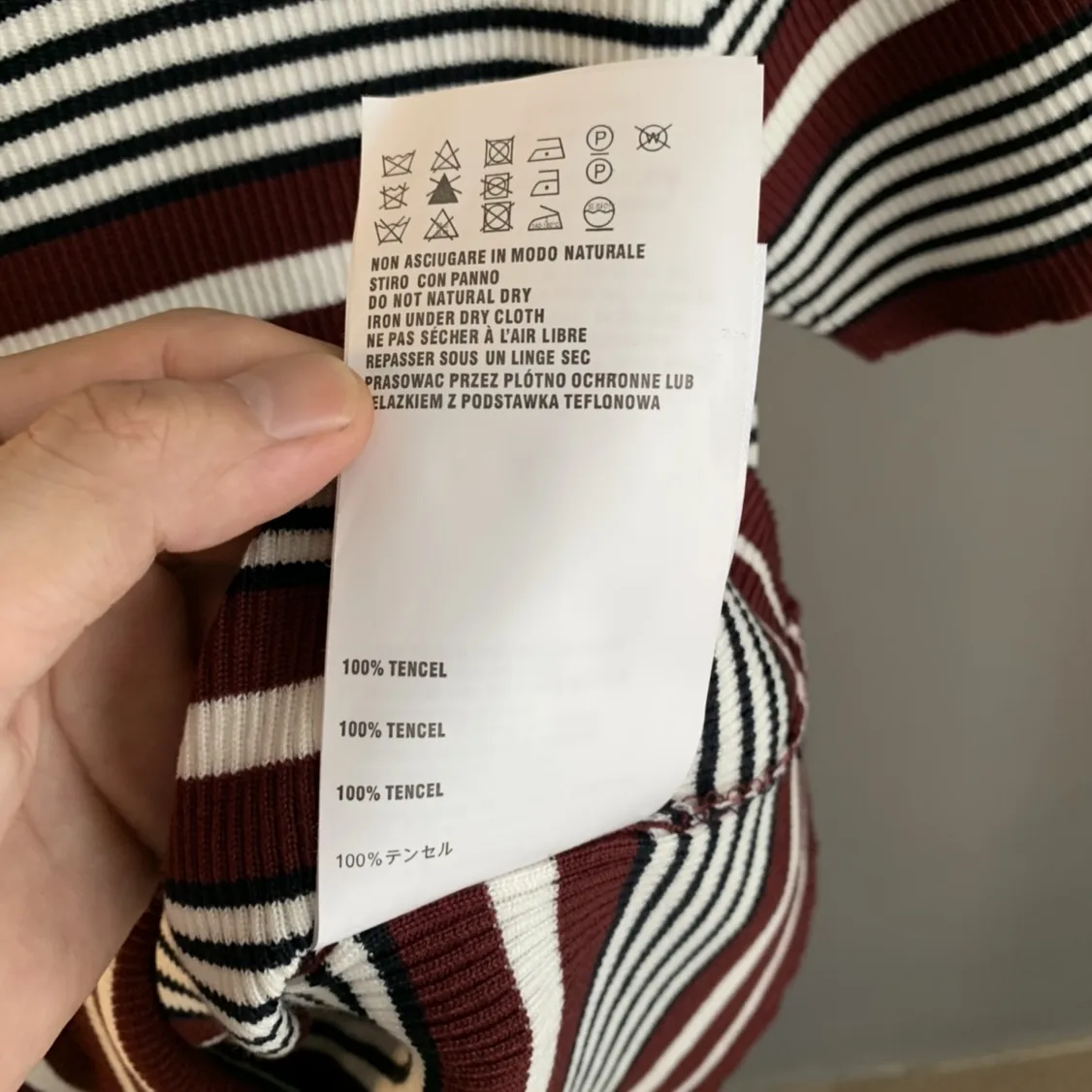 Striped Ribbed-Knit Logo T-Shirt D24522752 — view 11