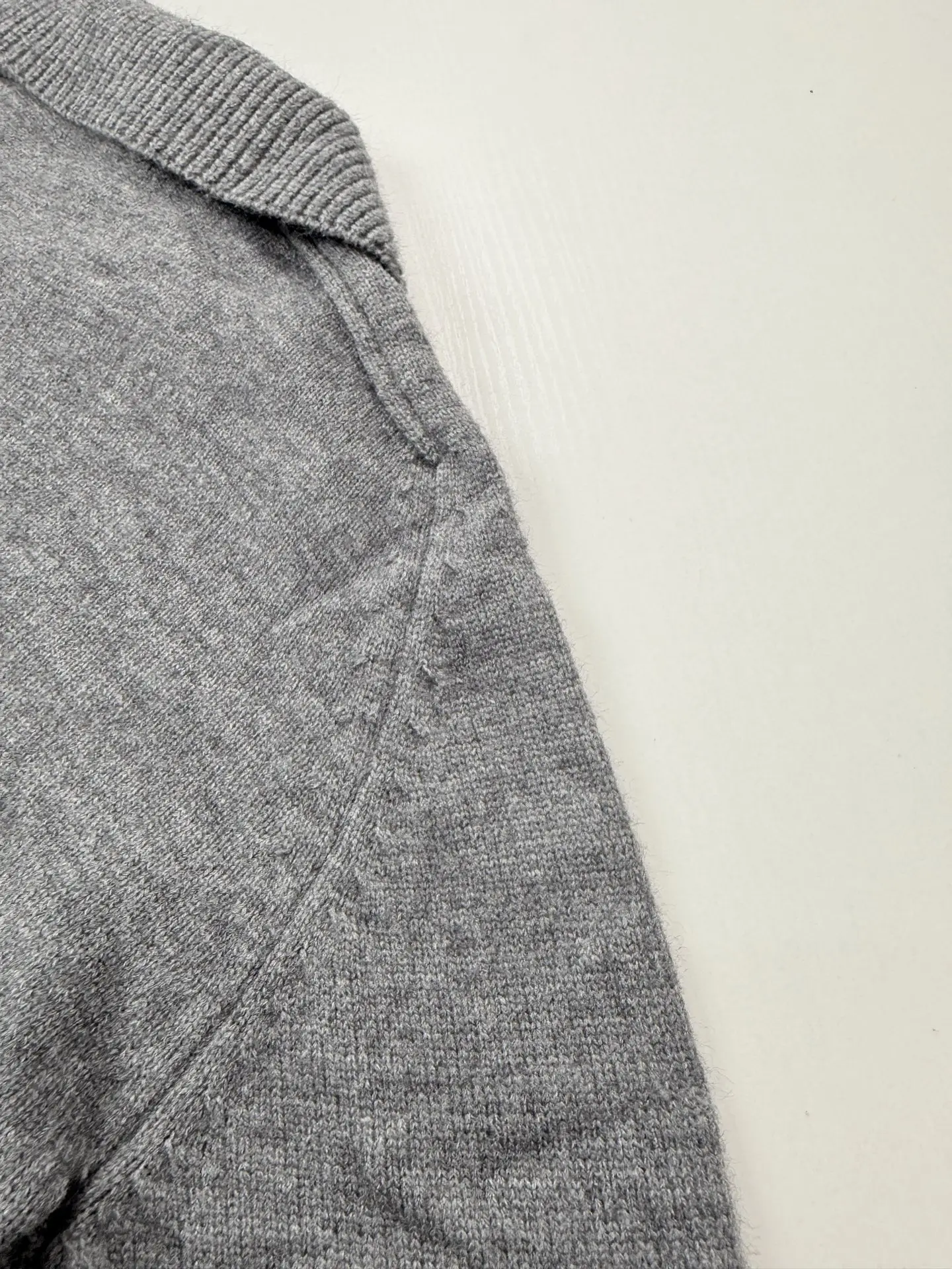 Logo-Embroidered Collared Knit Cardigan D25022616 — view 10