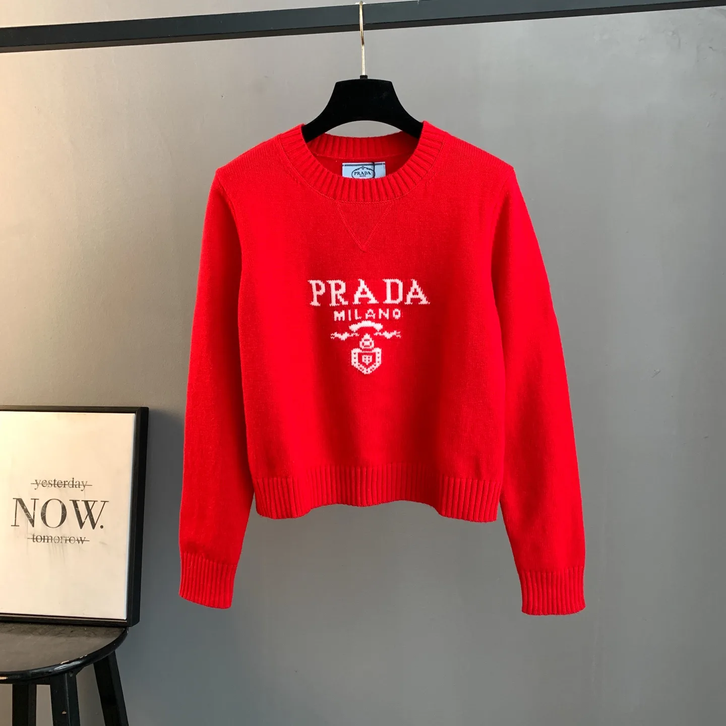 Logo Intarsia Wool Crew-Neck Sweater D25022889