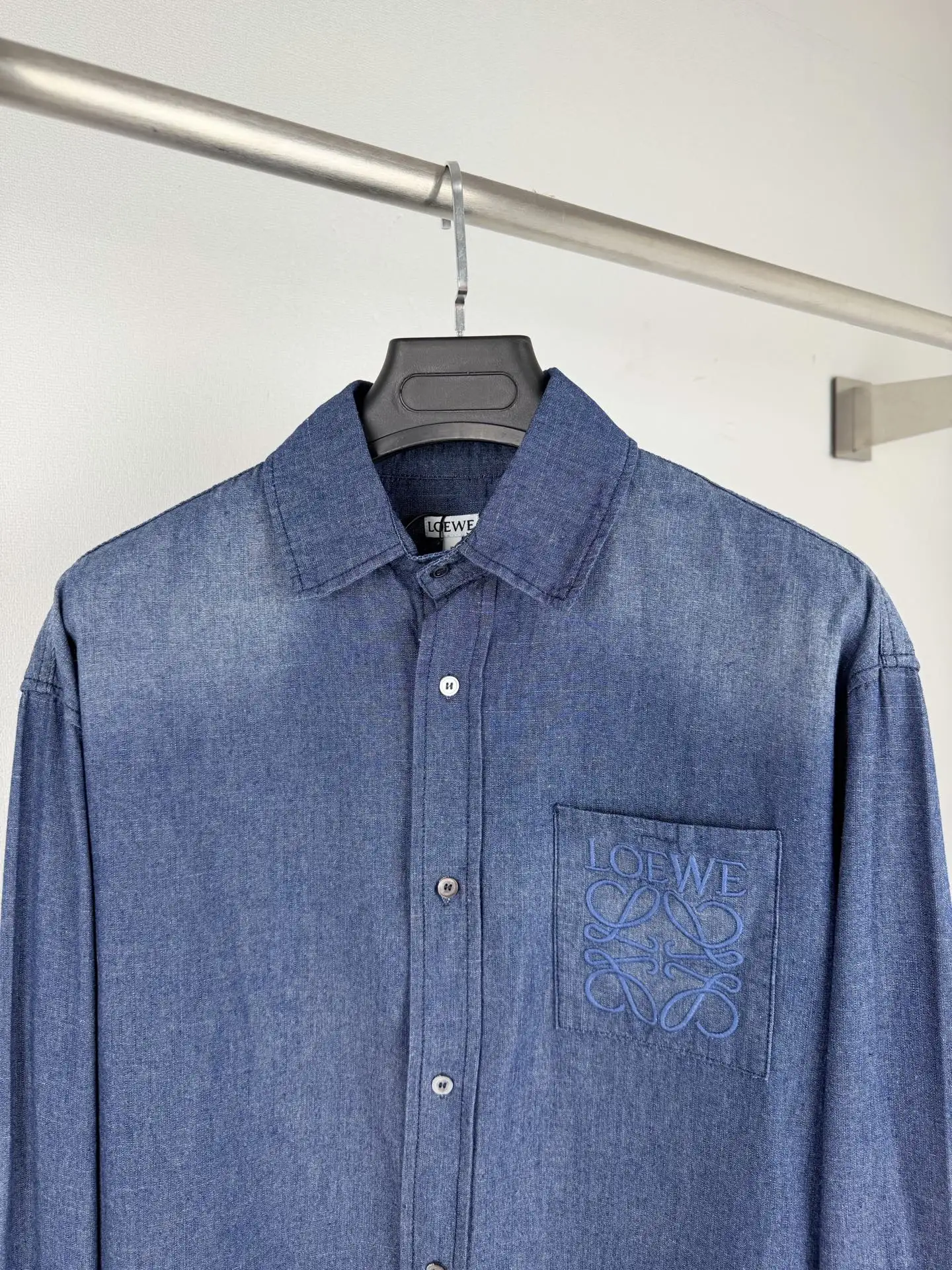 Anagram Embroidered Washed Denim Shirt D25519997 — view 2