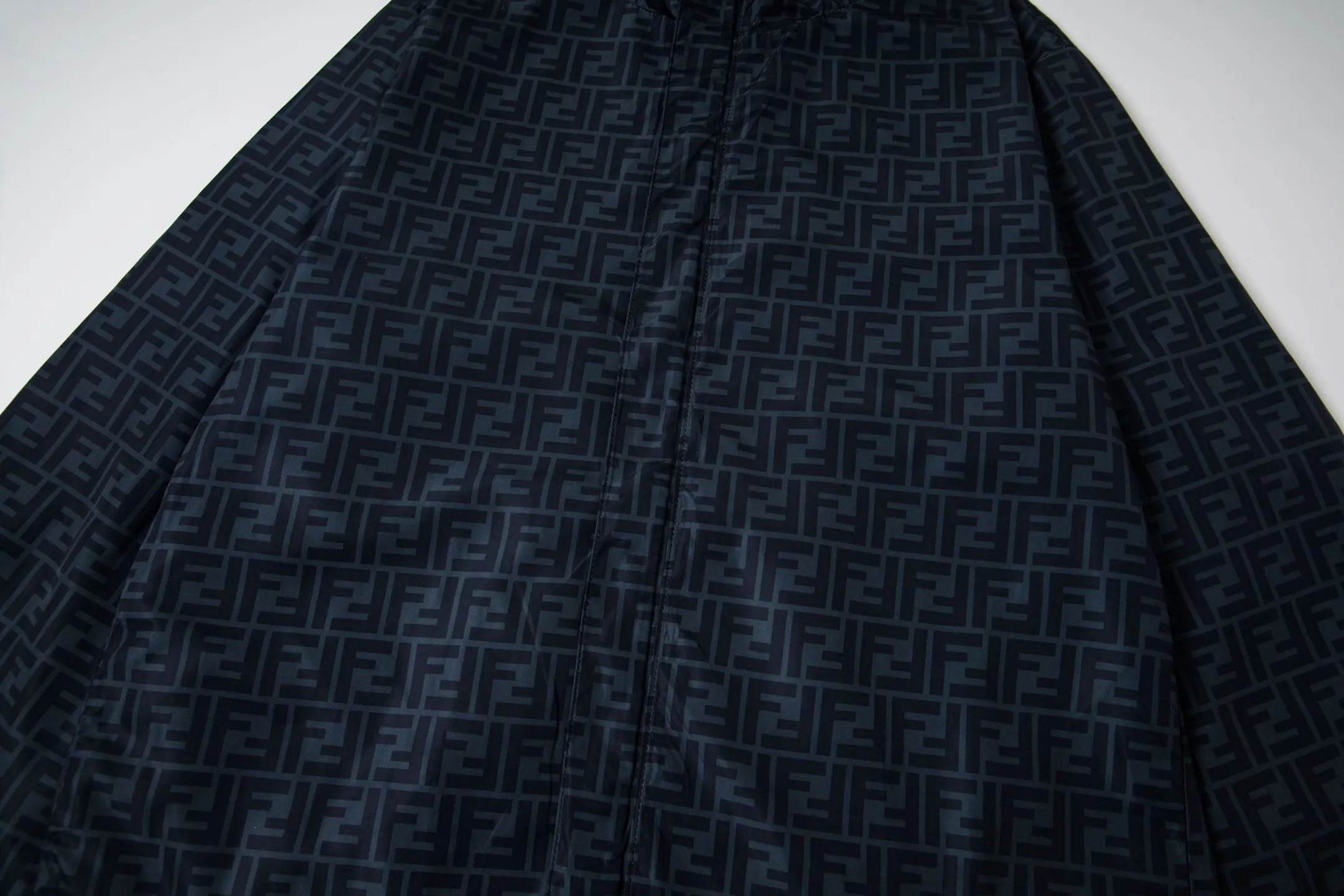 Reversible FF Monogram Jacquard Hooded Jacket D25522201 — view 6