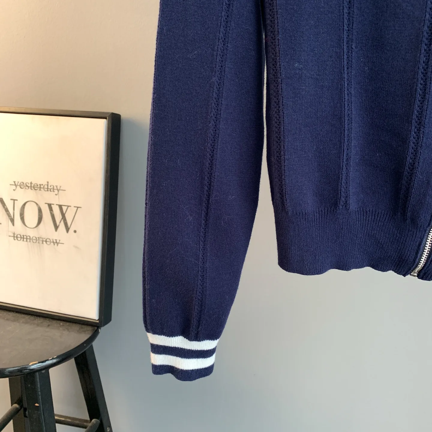 Logo-Embroidered Zip-Up Knit Cardigan D25522891 — view 10