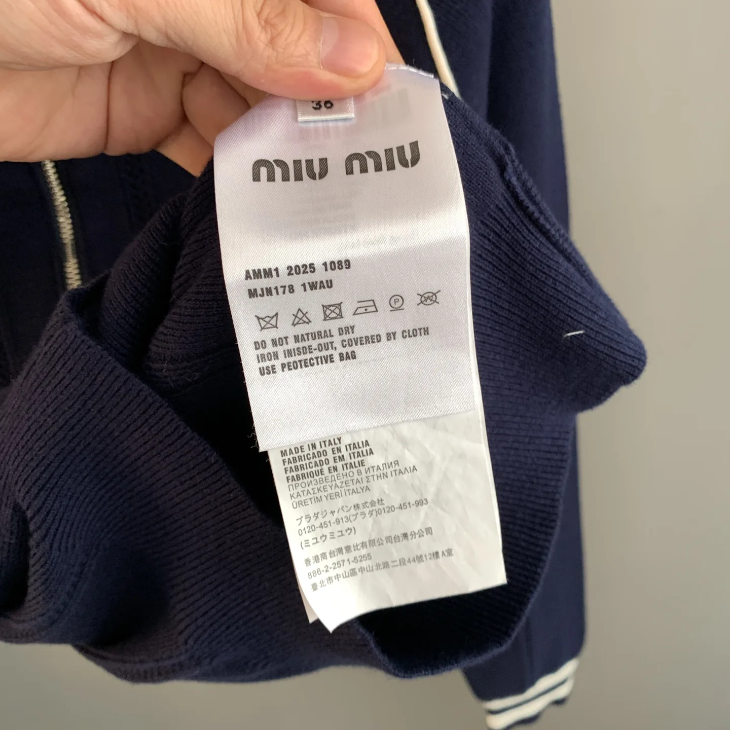 Logo-Embroidered Zip-Up Knit Cardigan D25522891 — view 11