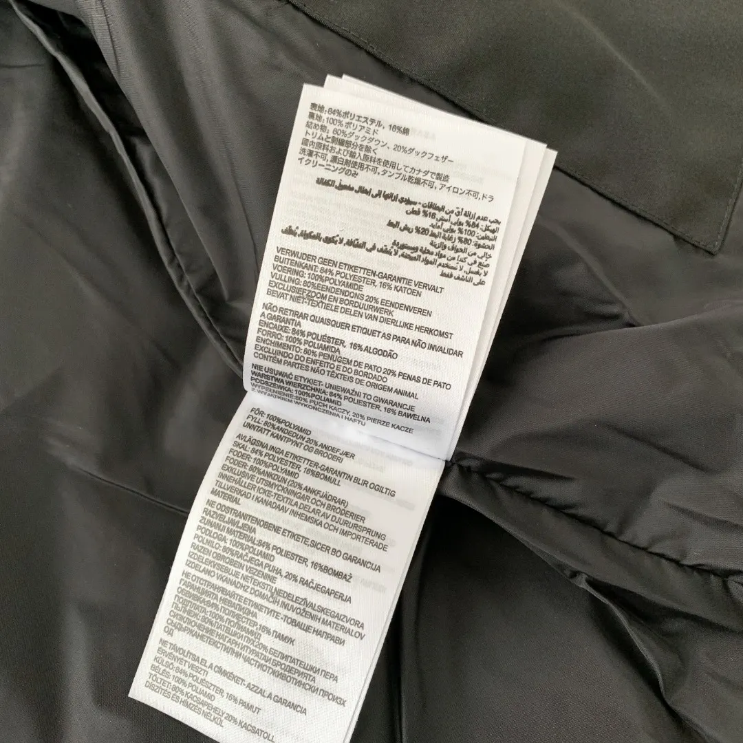 Canada Goose Freestyle Down-Filled Gilet D26023526 — view 9
