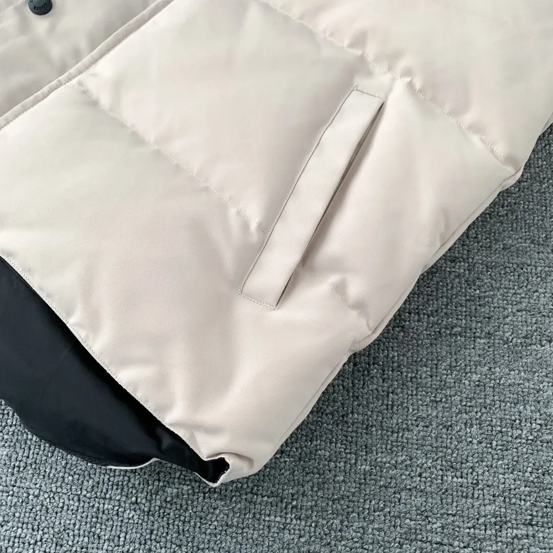 Down-Filled Quilted Gilet D26023523 — view 5
