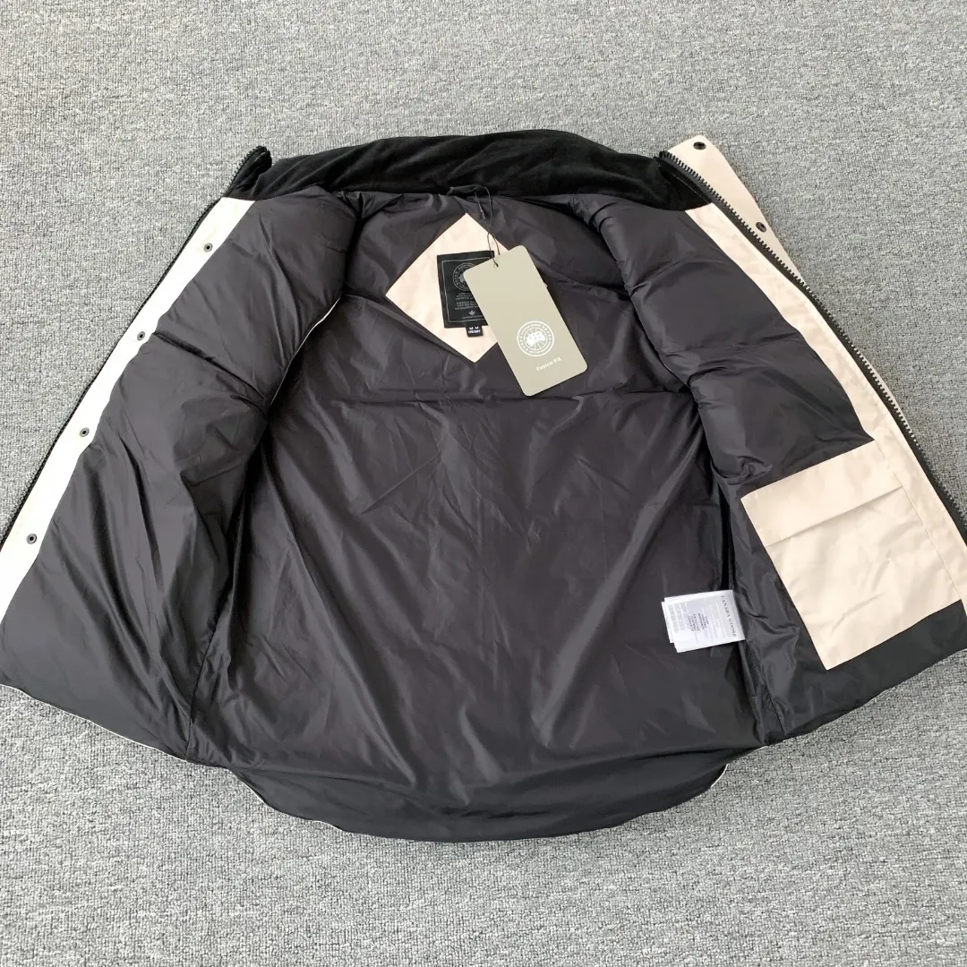 Down-Filled Quilted Gilet D26023523 — view 7
