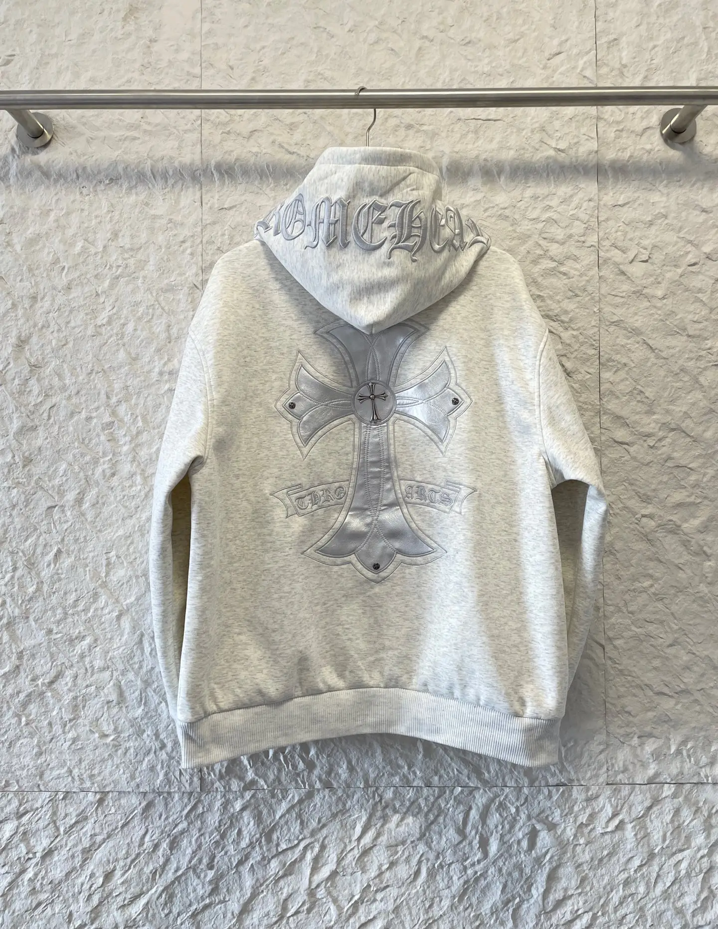 Embroidered Horseshoe Zip-Up Hoodie D26020230 — view 6