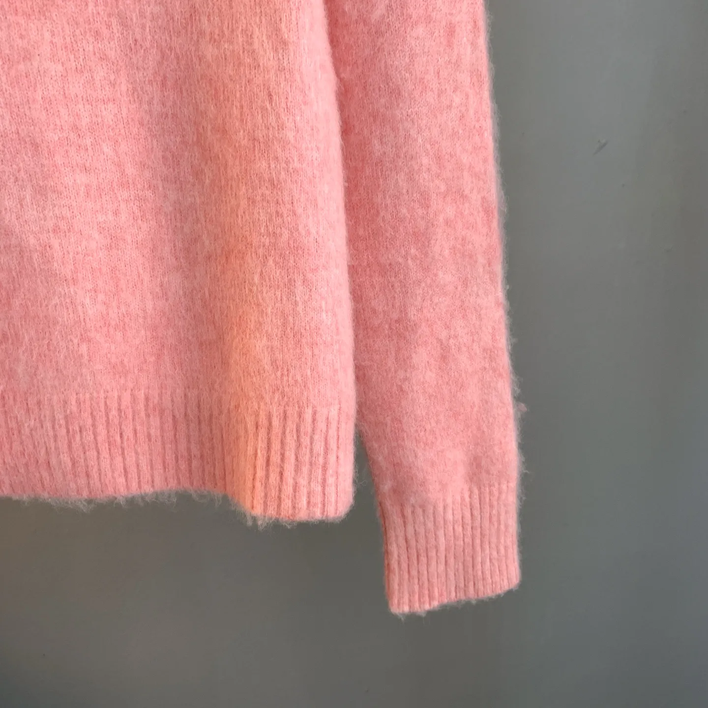 Rabbit Embroidery Wool Crew-Neck Sweater D26022896 — view 8