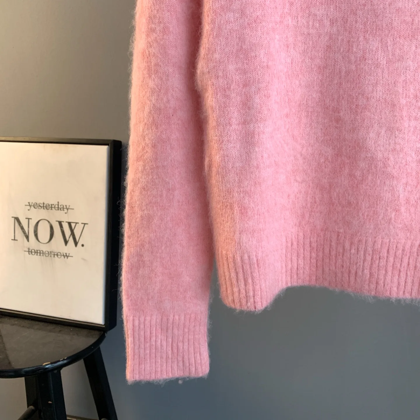 Rabbit Embroidery Wool Crew-Neck Sweater D26022896 — view 9