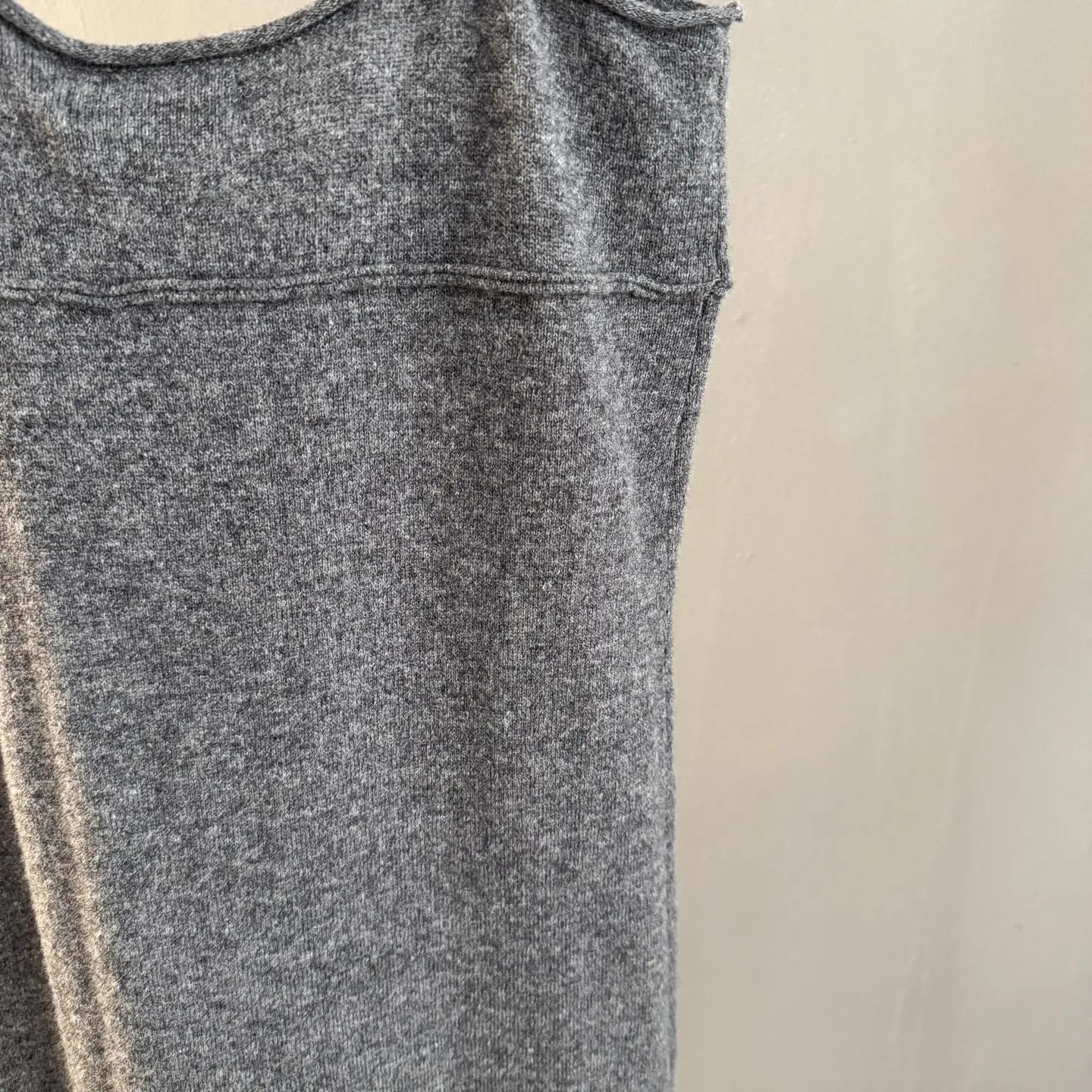 Logo-Patch Knit Cami Midi Dress D26022756 — view 4