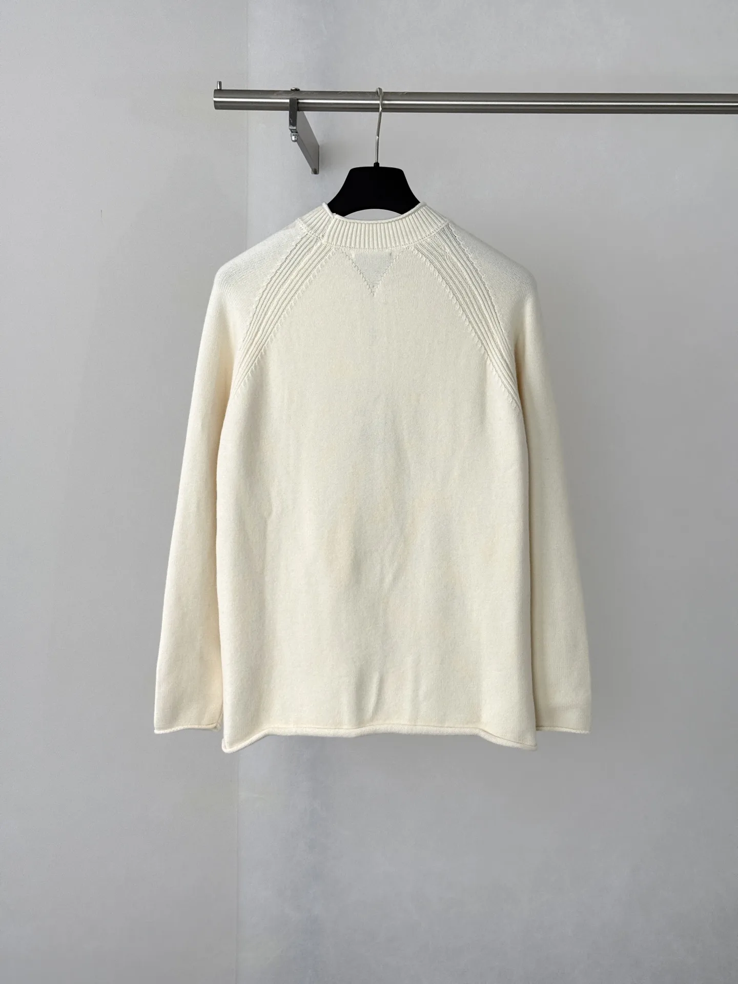 Raglan Sleeve Ribbed Knit Sweater D26523451 — view 2