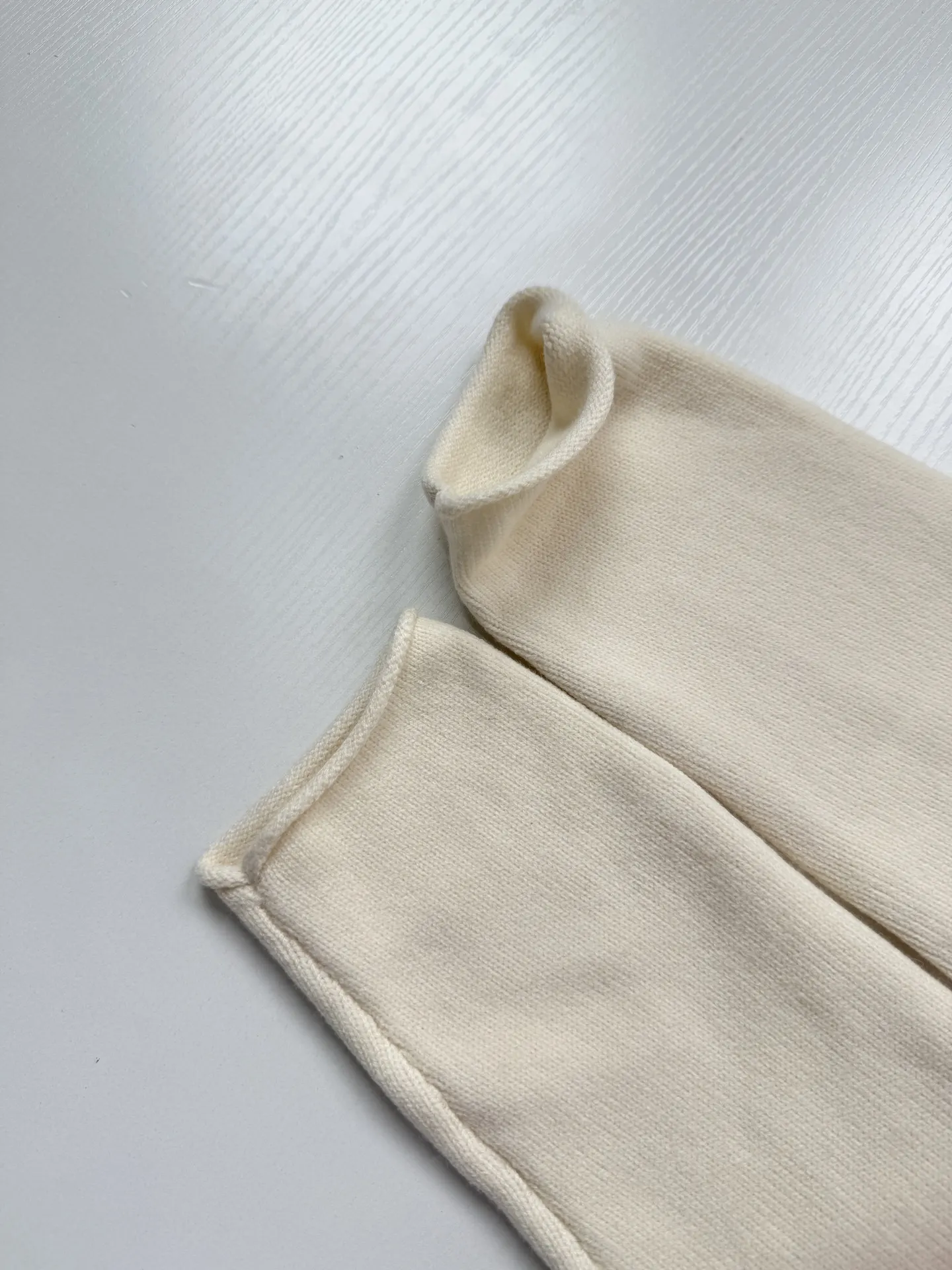 Raglan Sleeve Ribbed Knit Sweater D26523451 — view 10