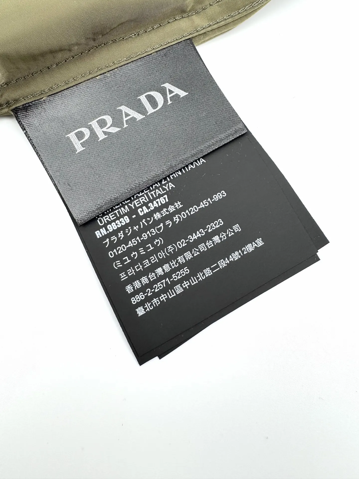 Re-Nylon Logo-Patch Utility Shirt D26523605 — view 10