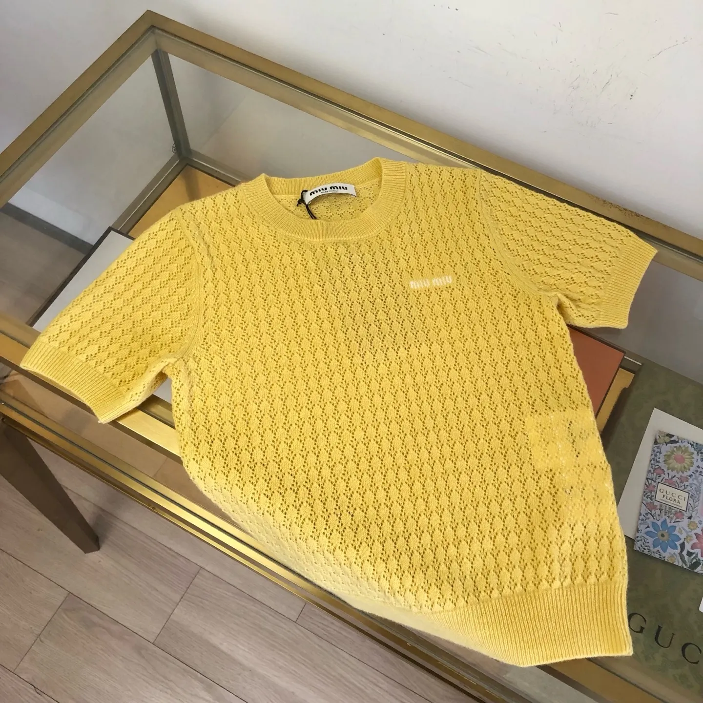 Open-Knit Cashmere and Silk Short-Sleeve Sweater D26522750 — view 3