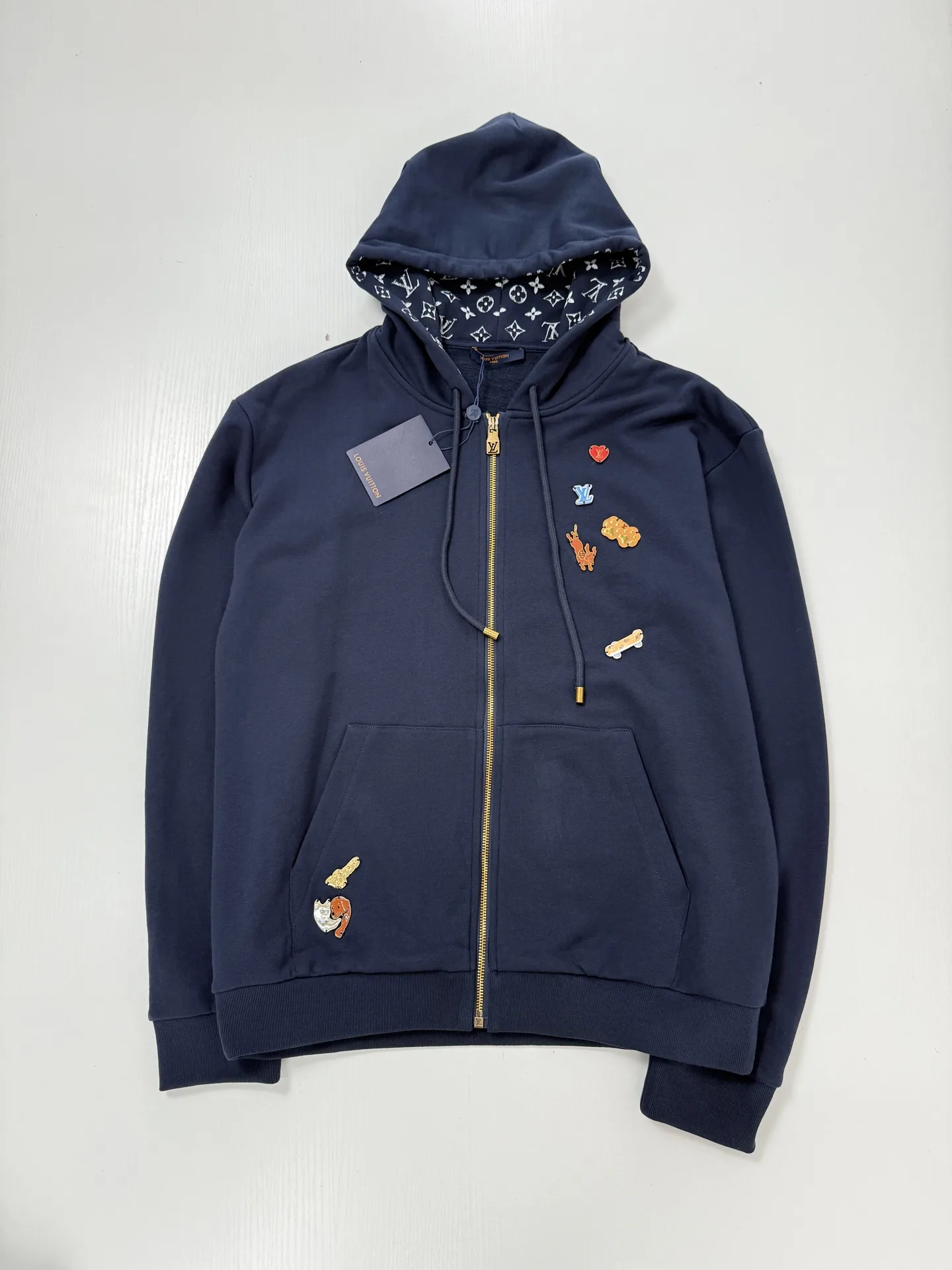 Badge-Embellished Zip-Up Hoodie D26819943 — view 3