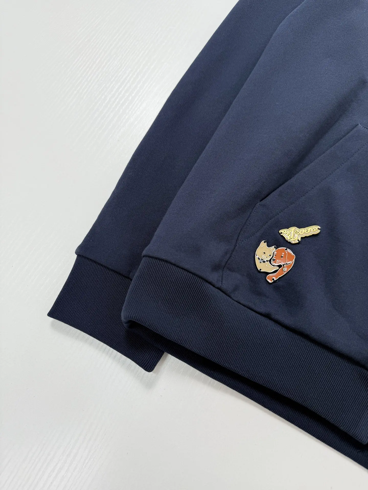 Badge-Embellished Zip-Up Hoodie D26819943 — view 4