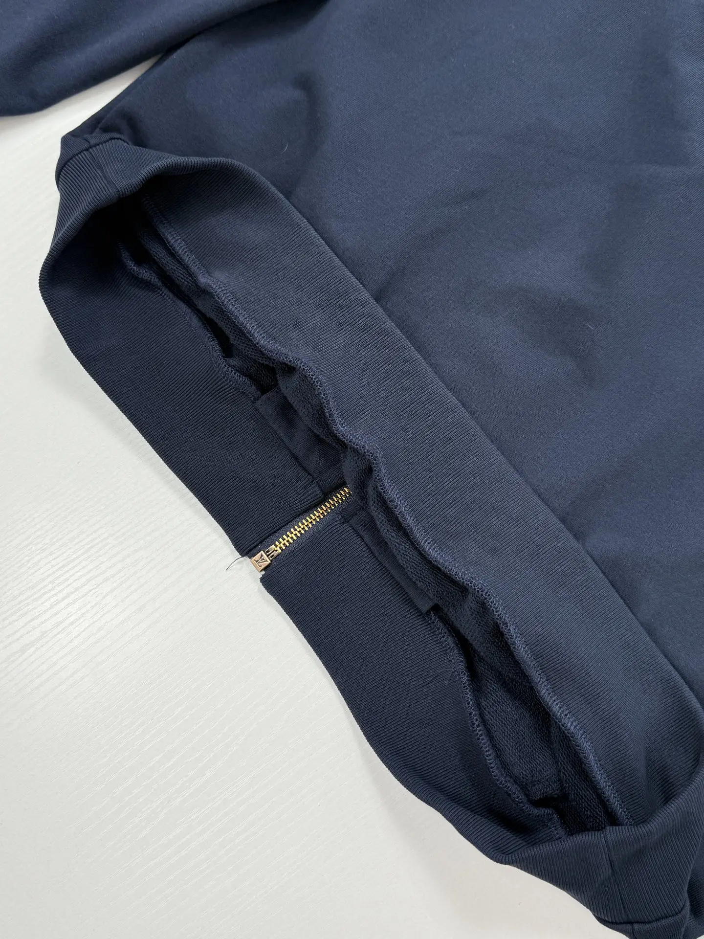 Badge-Embellished Zip-Up Hoodie D26819943 — view 11