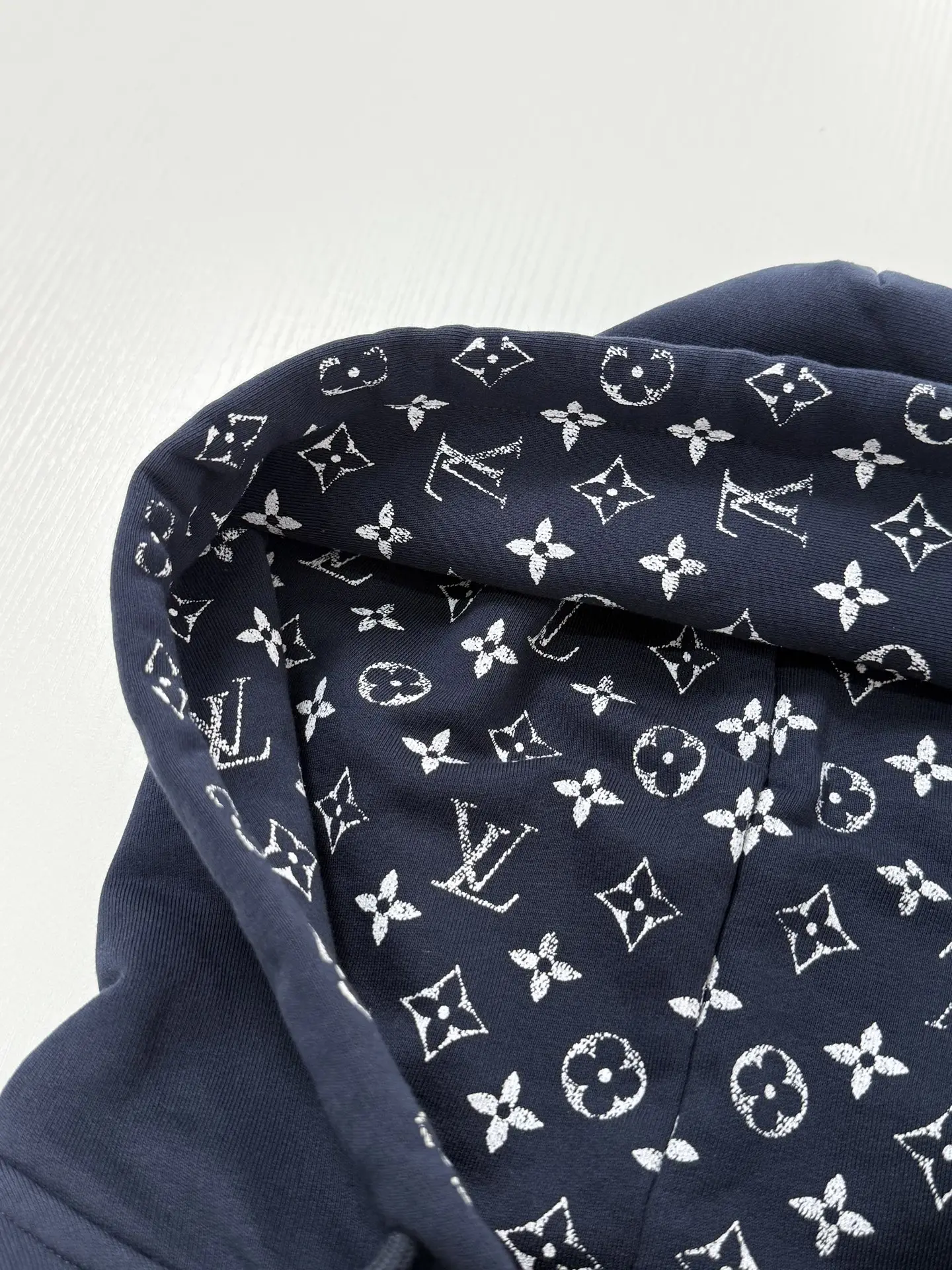 Badge-Embellished Zip-Up Hoodie D26819943 — view 15