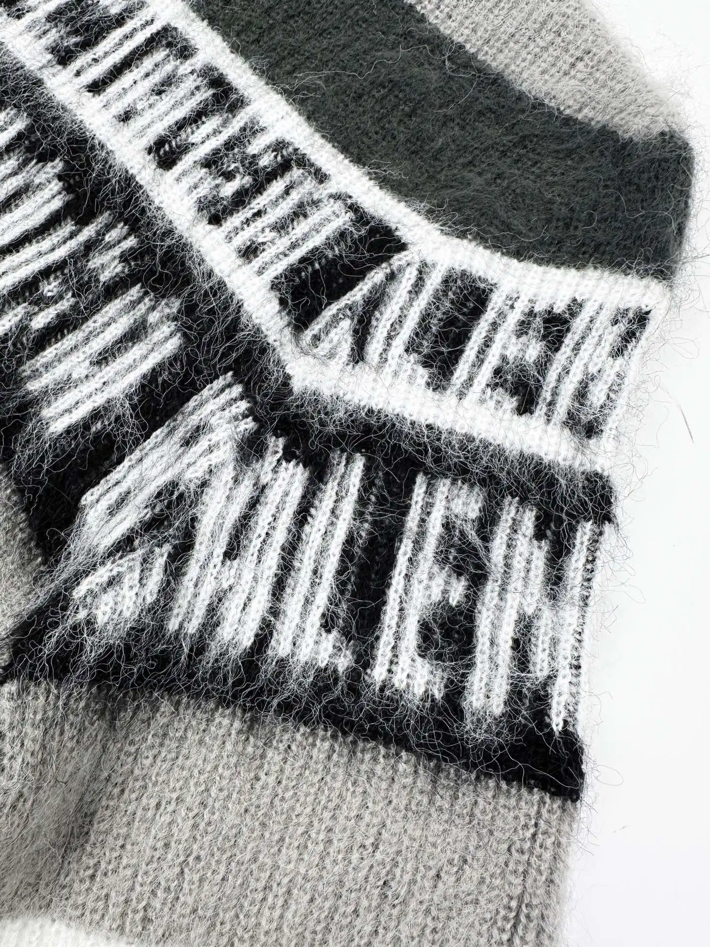 Logo Intarsia Striped Mohair-Blend Sweater D27021414 — view 5