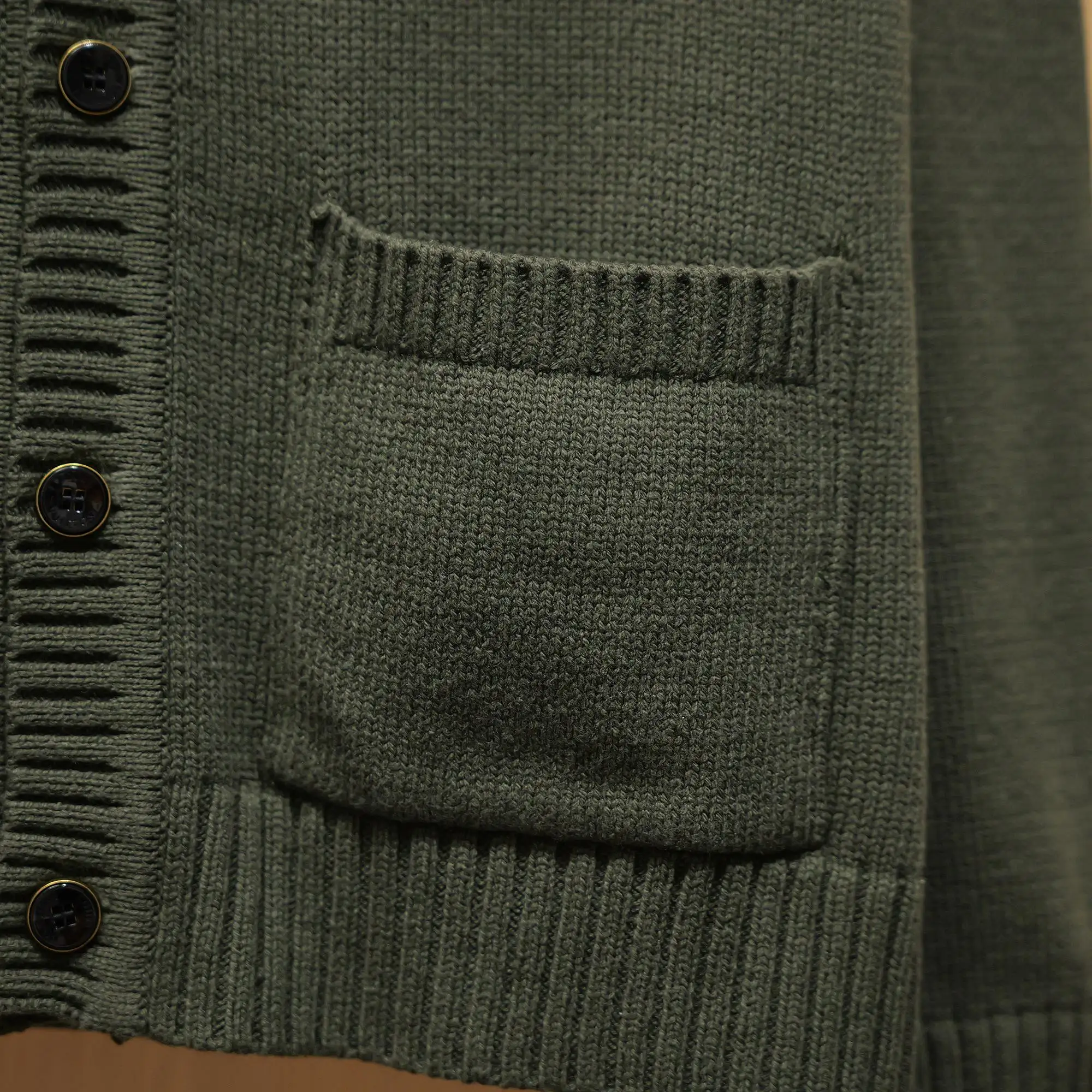Logo-Patch Wool-Blend V-Neck Cardigan D27021415 — view 6