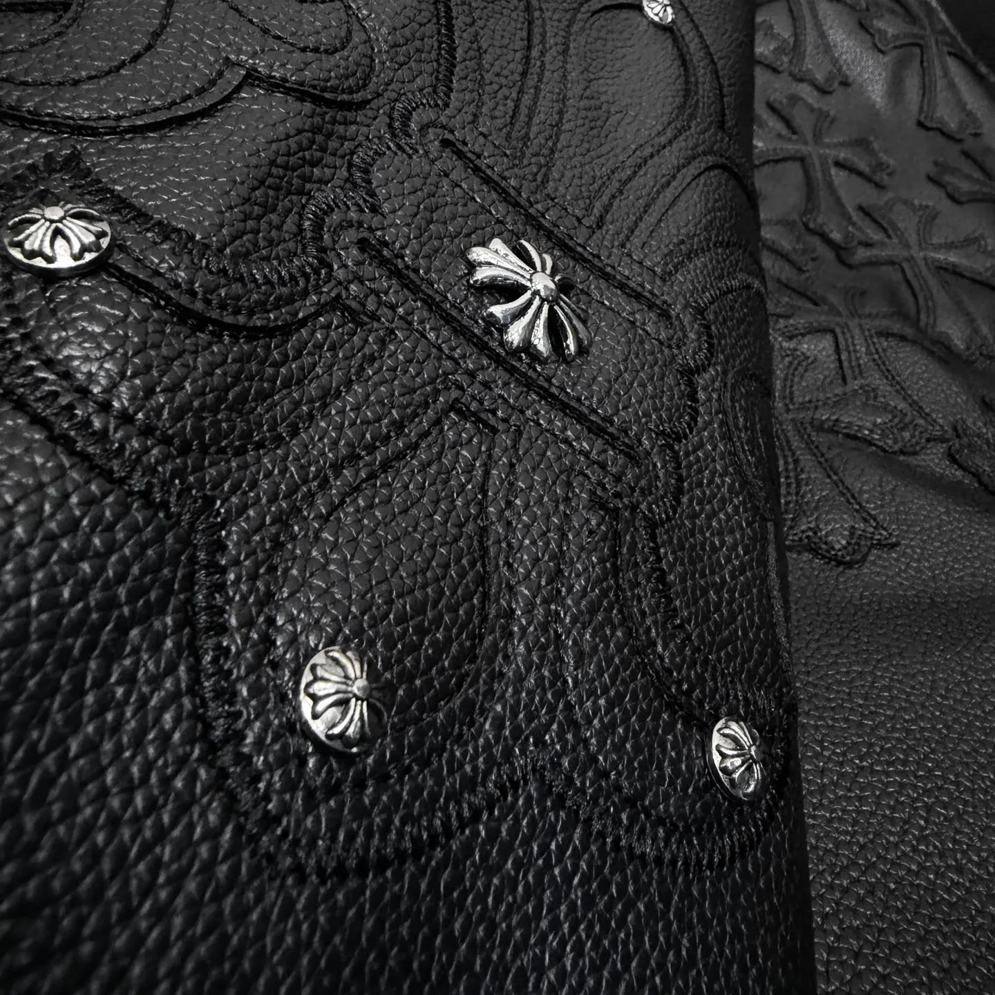 Embroidered Lambskin Leather Bomber Jacket D27021356 — view 3