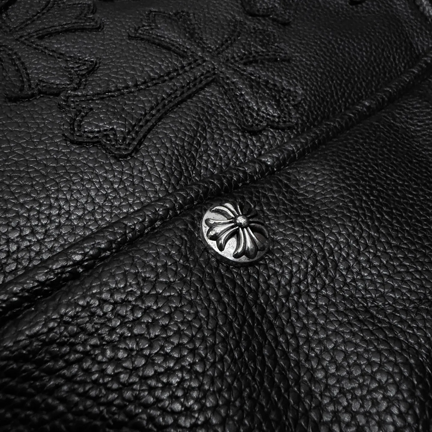 Embroidered Lambskin Leather Bomber Jacket D27021356 — view 6