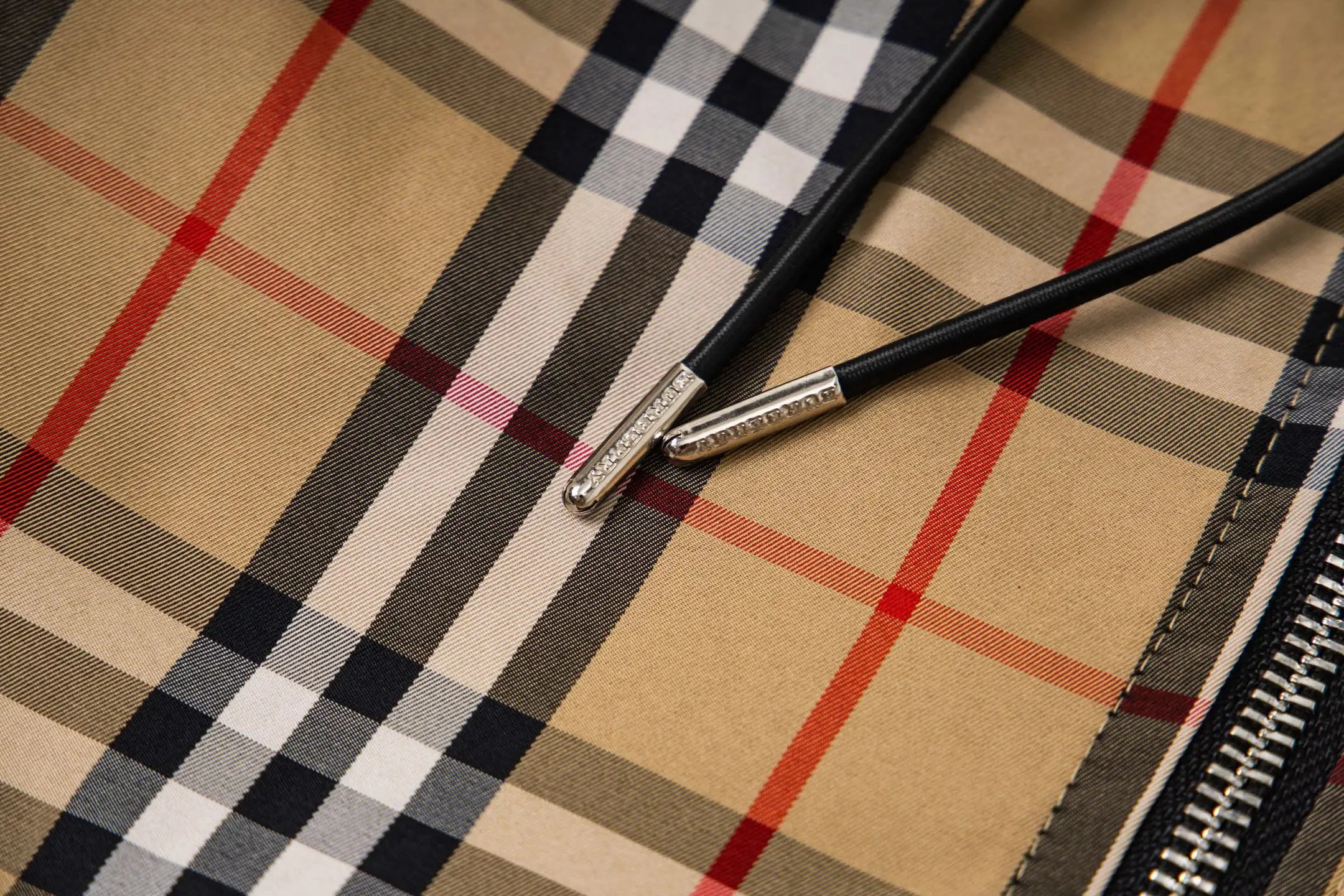 Reversible Check Hooded Jacket D27522197 — view 5