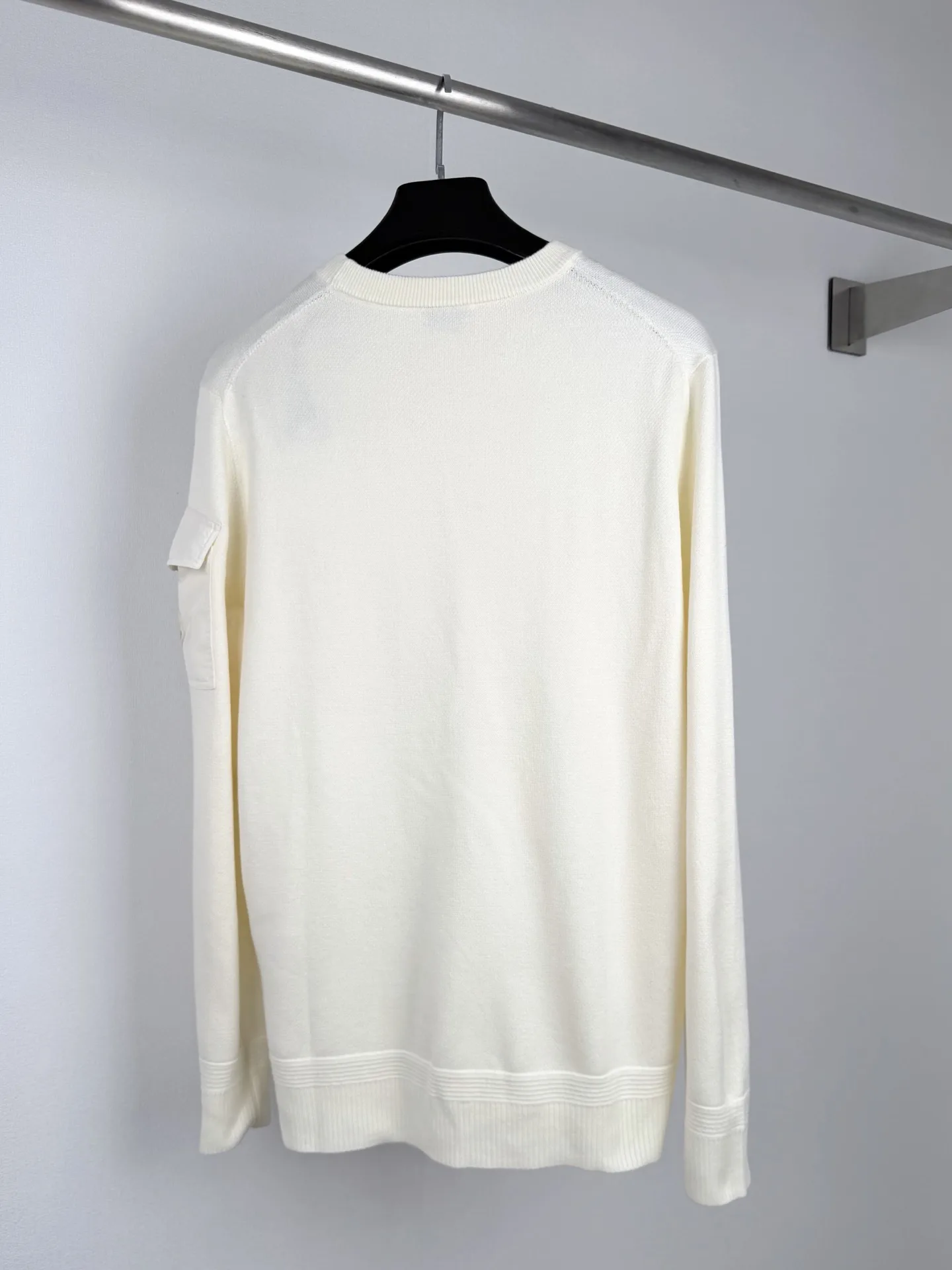 Moncler Pocket-Detail Wool-Blend Sweater D27520024 — view 3
