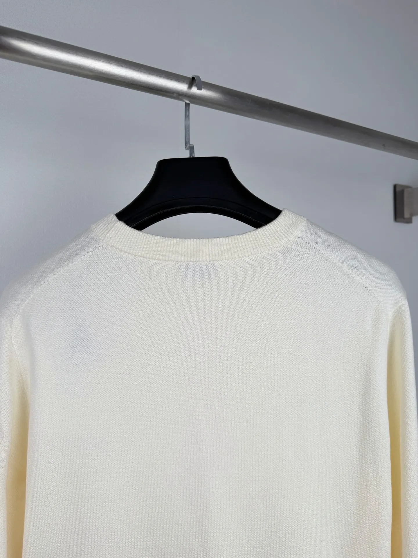 Moncler Pocket-Detail Wool-Blend Sweater D27520024 — view 4