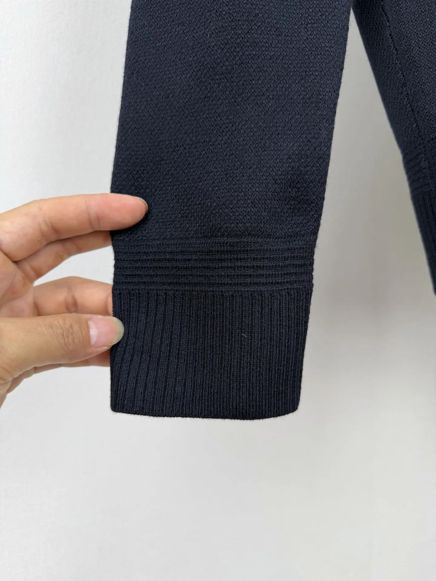 Moncler Wool-Blend Crew-Neck Sweater with Arm Pocket D27520023 — view 8