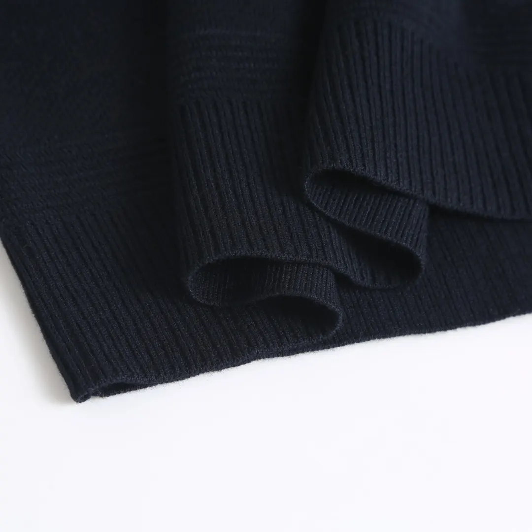 Logo-Patch Wool-Blend Crew-Neck Sweater D27521907 — view 8