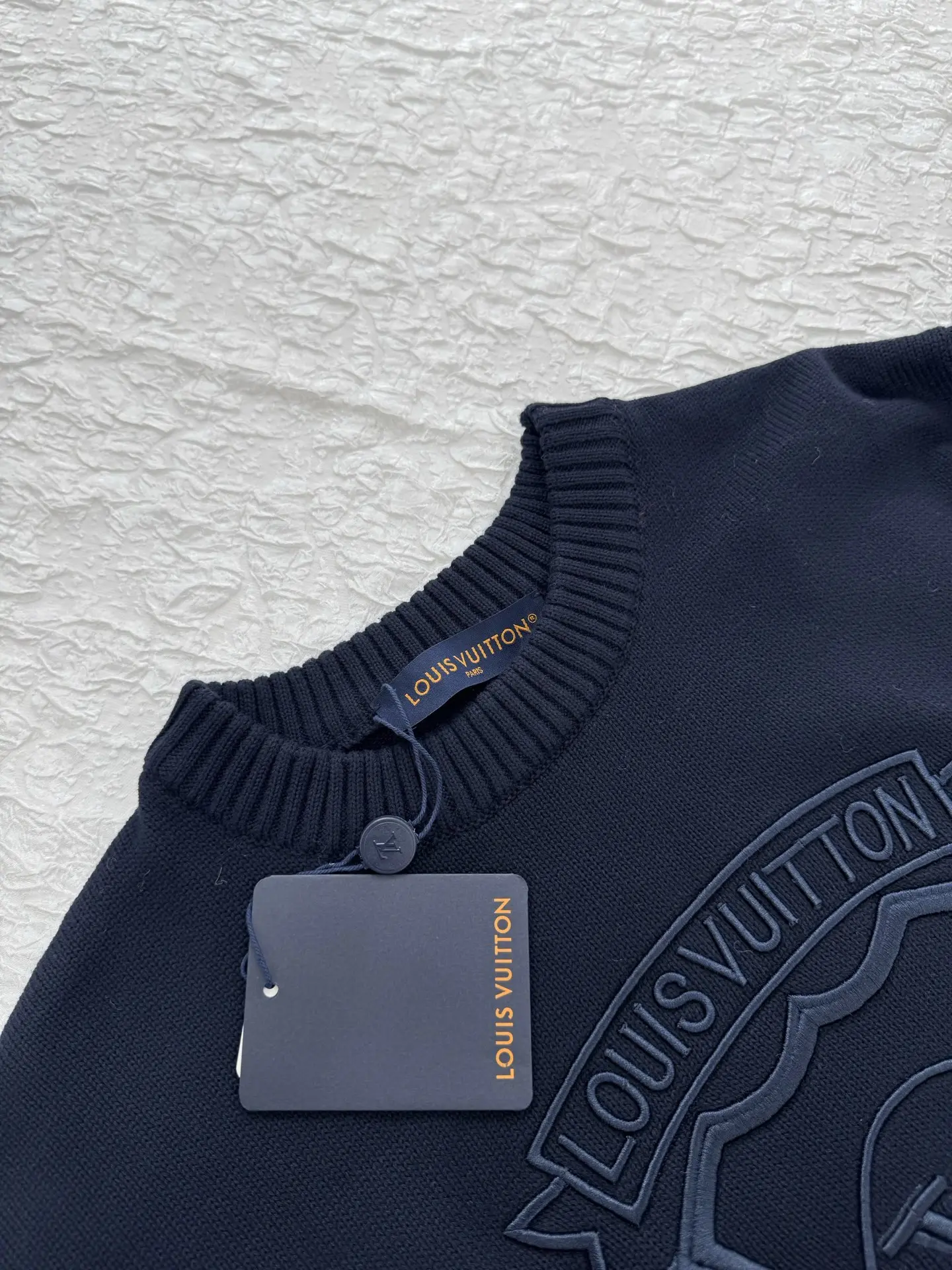 Shield Crest Embroidered Crew-Neck Sweater D28519932 — view 6