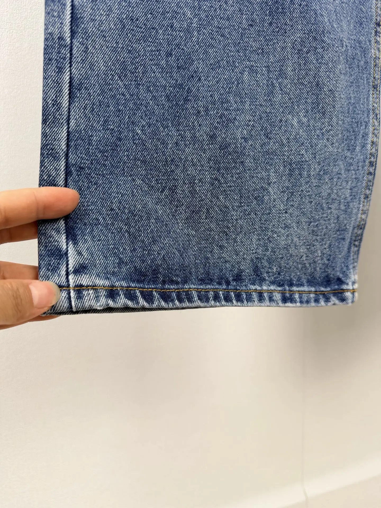 Straight-Leg Washed Denim Jeans with Leather Logo Patch D28520102 — view 8