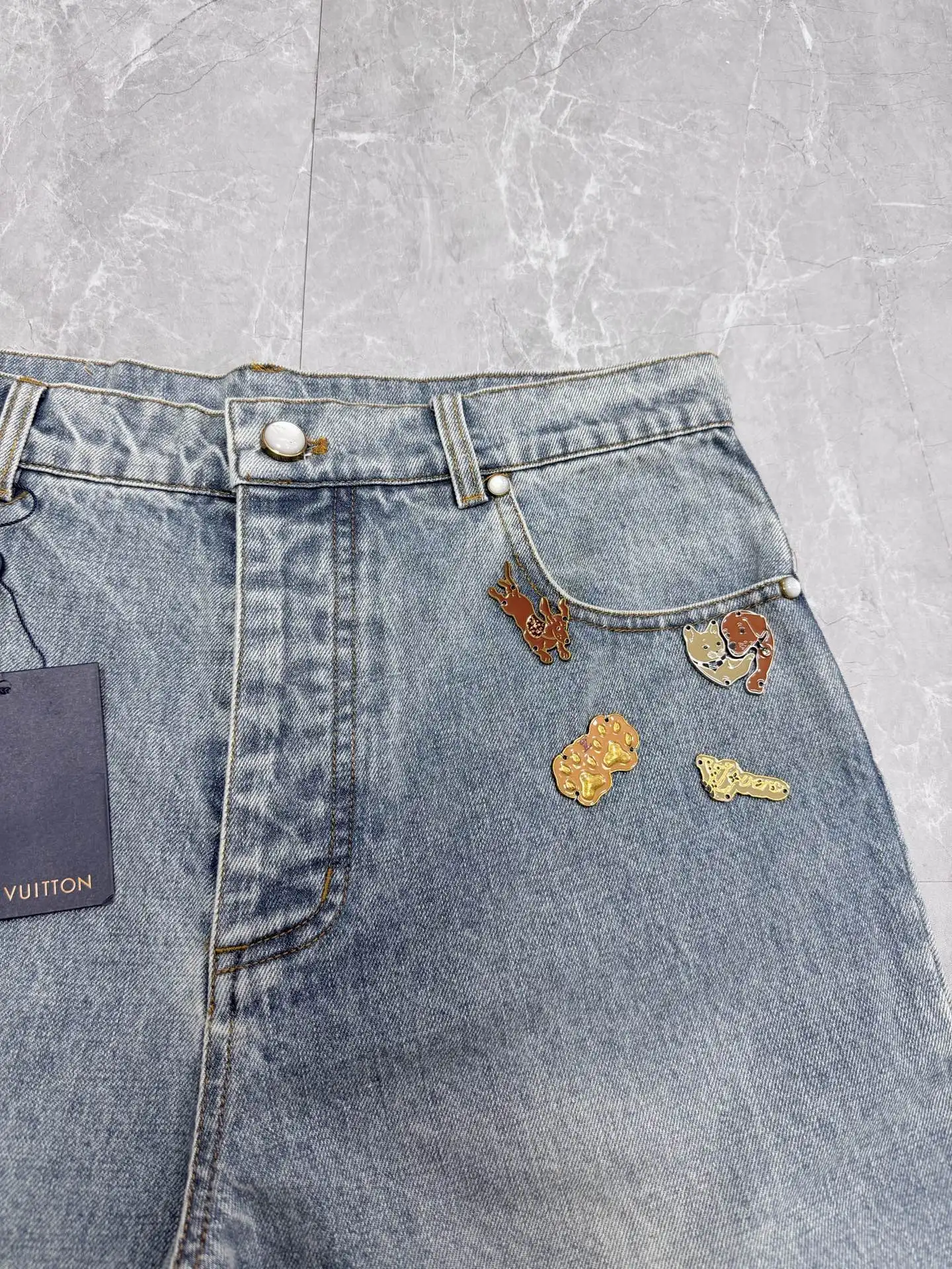 Embellished Straight-Leg Denim Jeans D29022039 — view 4
