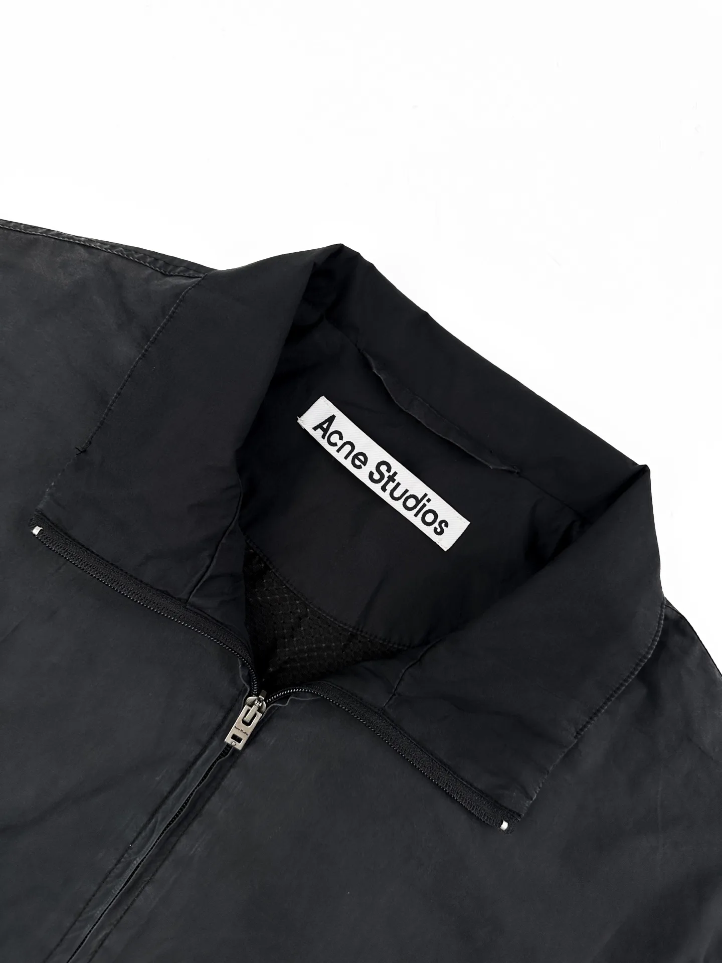 Acne Studios Logo-Print Washed Coach Jacket D29521930 — view 3