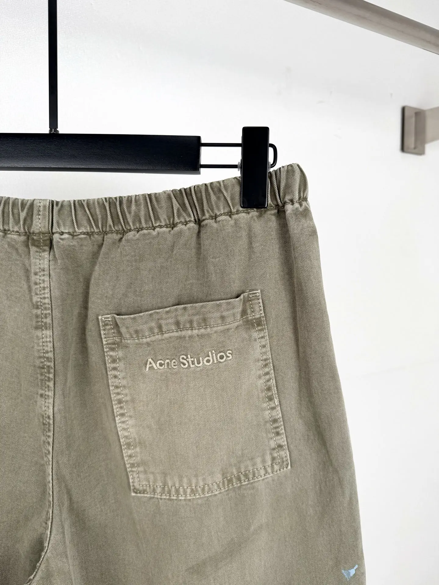 Paint-Splatter Logo-Embroidered Cotton Trousers D29519990 — view 10