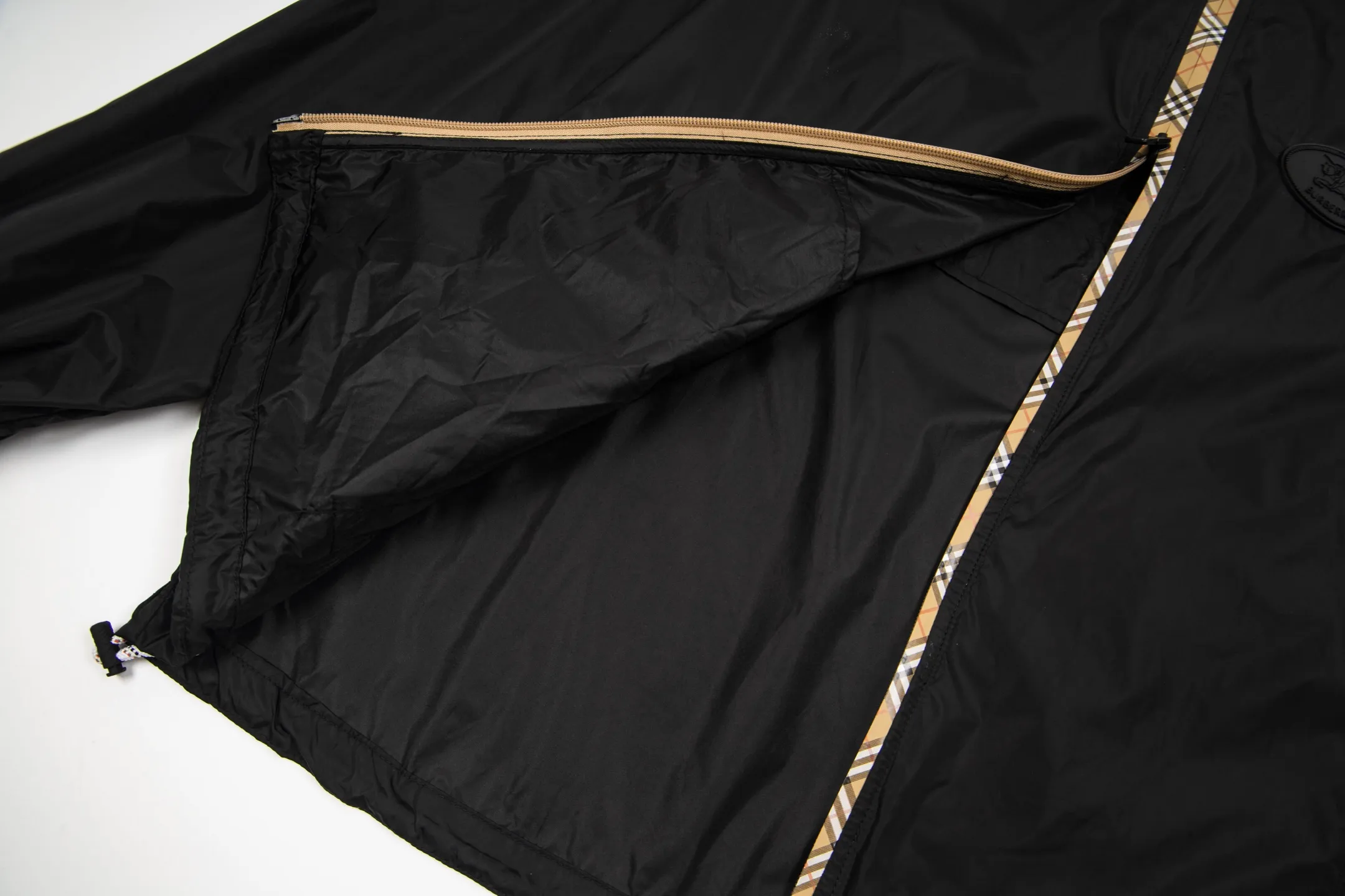 Check-Placket Hooded Nylon Jacket D29521672 — view 5