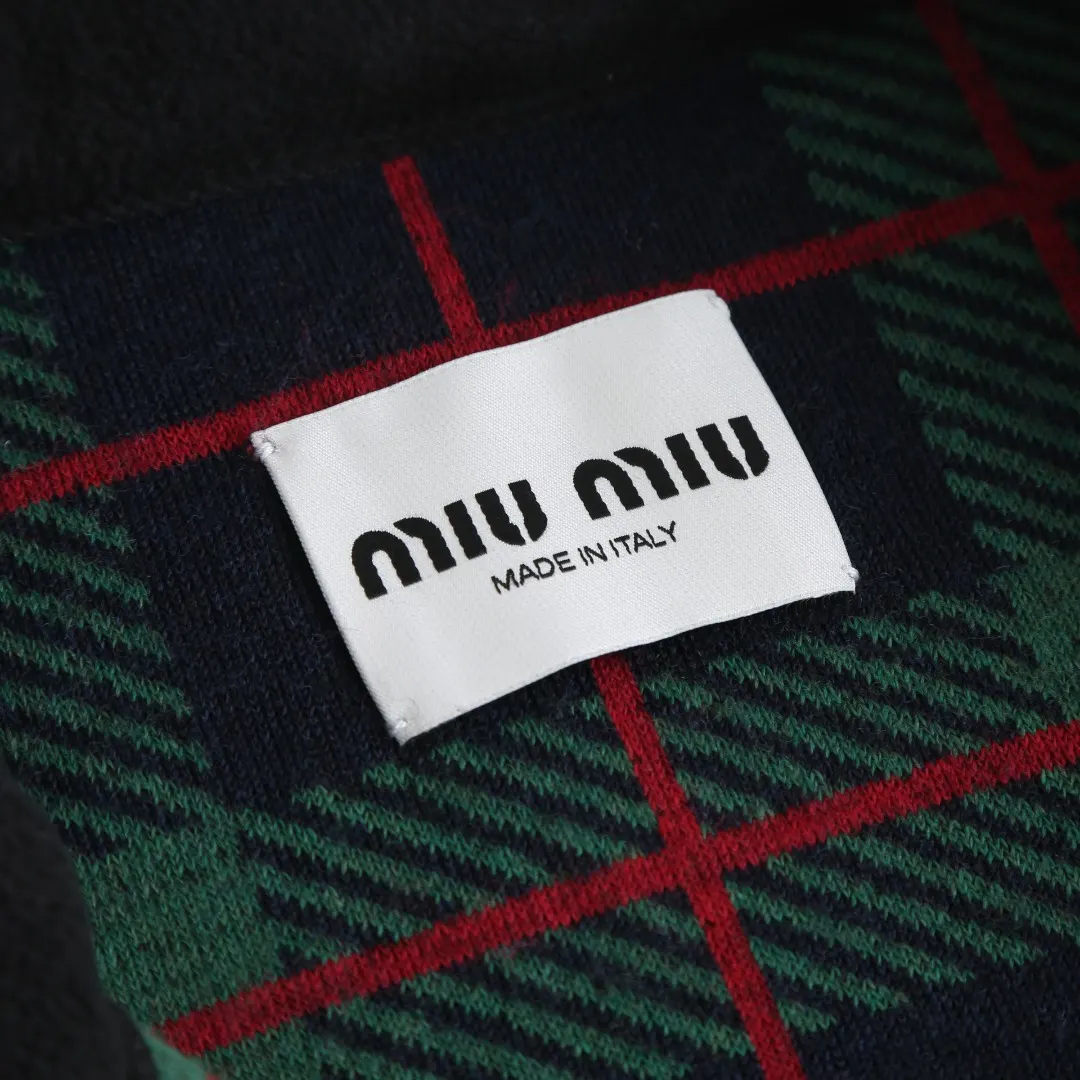 Plaid Wool-Blend Fleece Zip-Up Jacket D30019918 — view 7