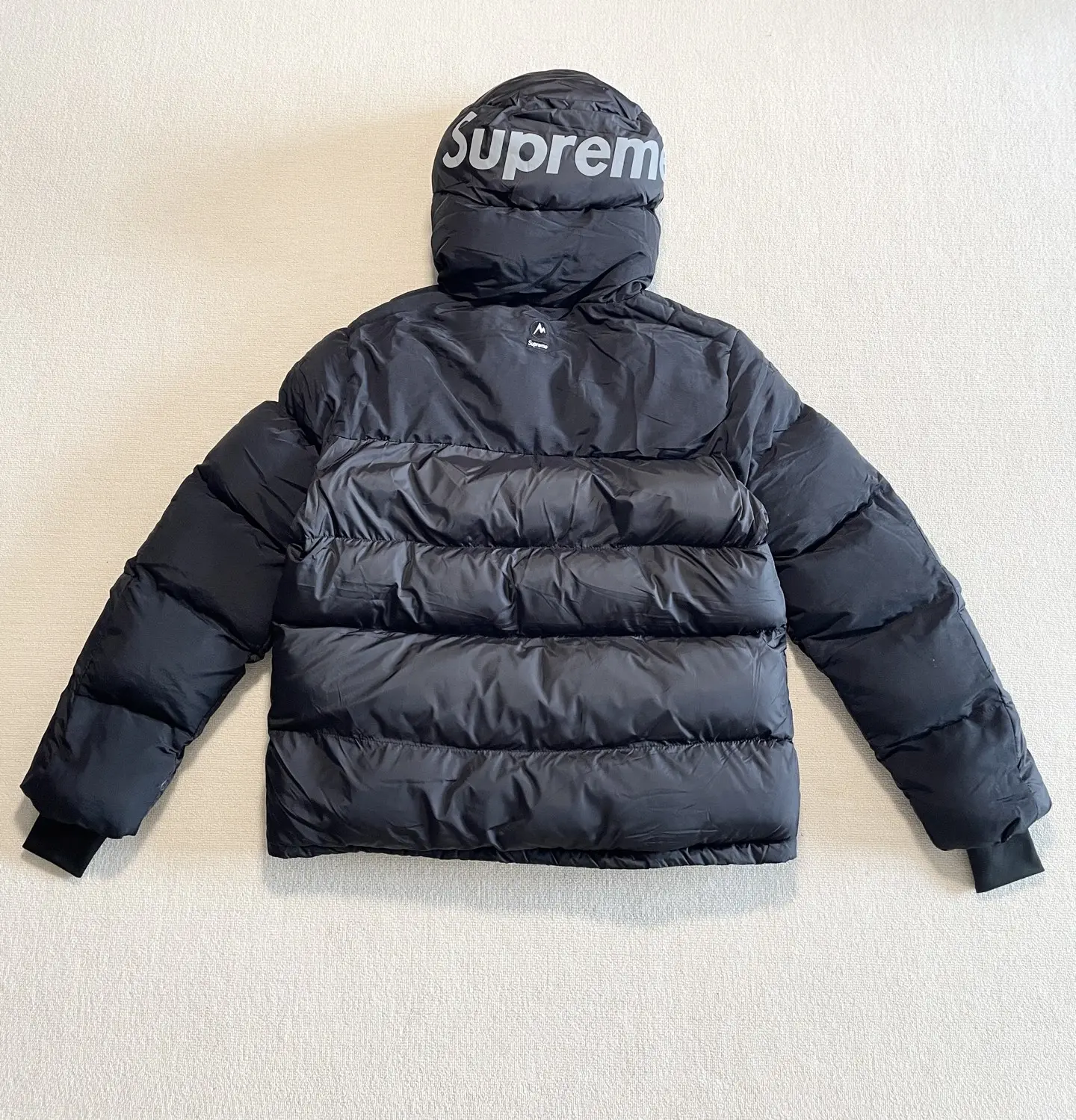 Supreme x Marmot Reflective Puffer Jacket D30020228 — view 4