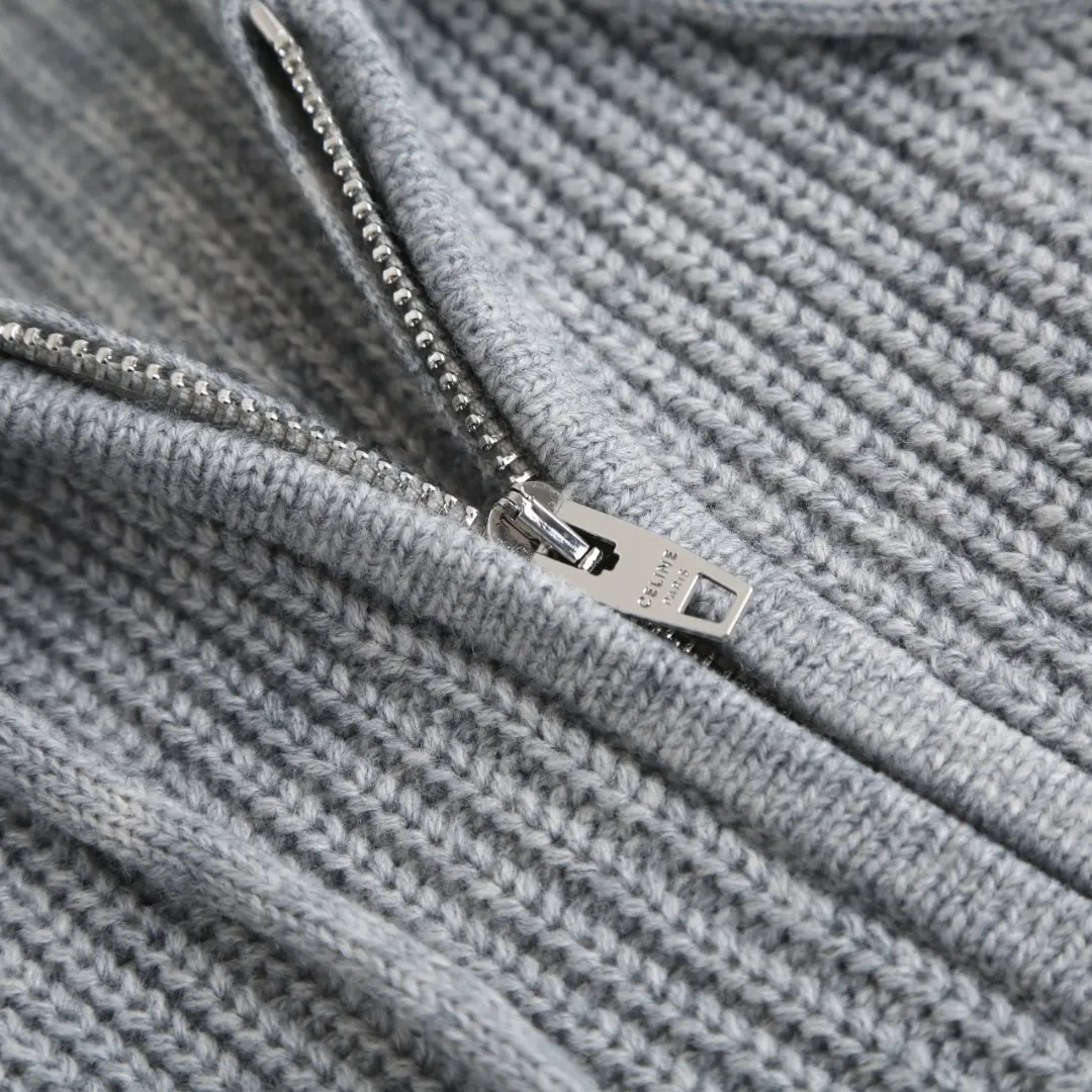 Triomphe Logo Merino Wool Zip-Up Knit Hoodie D30521912 — view 6