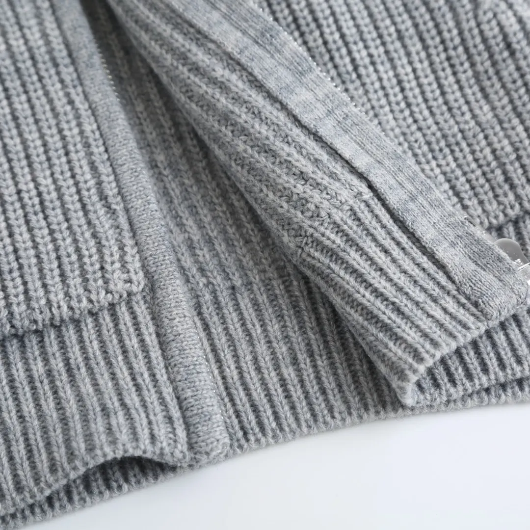 Triomphe Logo Merino Wool Zip-Up Knit Hoodie D30521912 — view 11