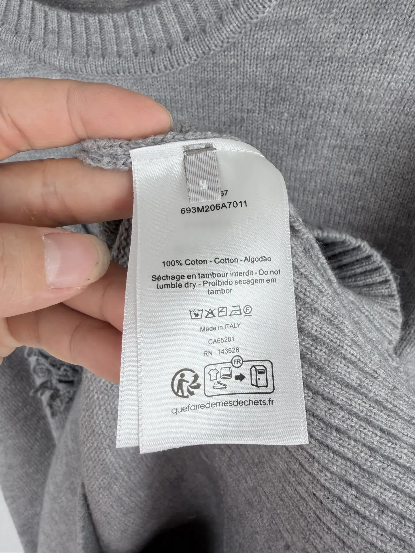 Wreath Embroidery Logo Knit Sweater D31020022 — view 12