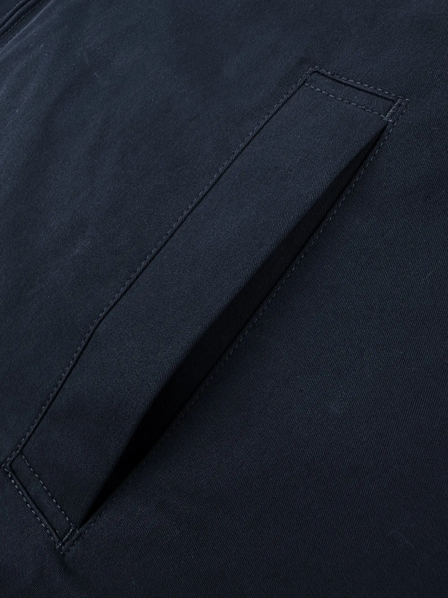 Logo Embroidered Color-Block Poplin Jacket D31521409 — view 8