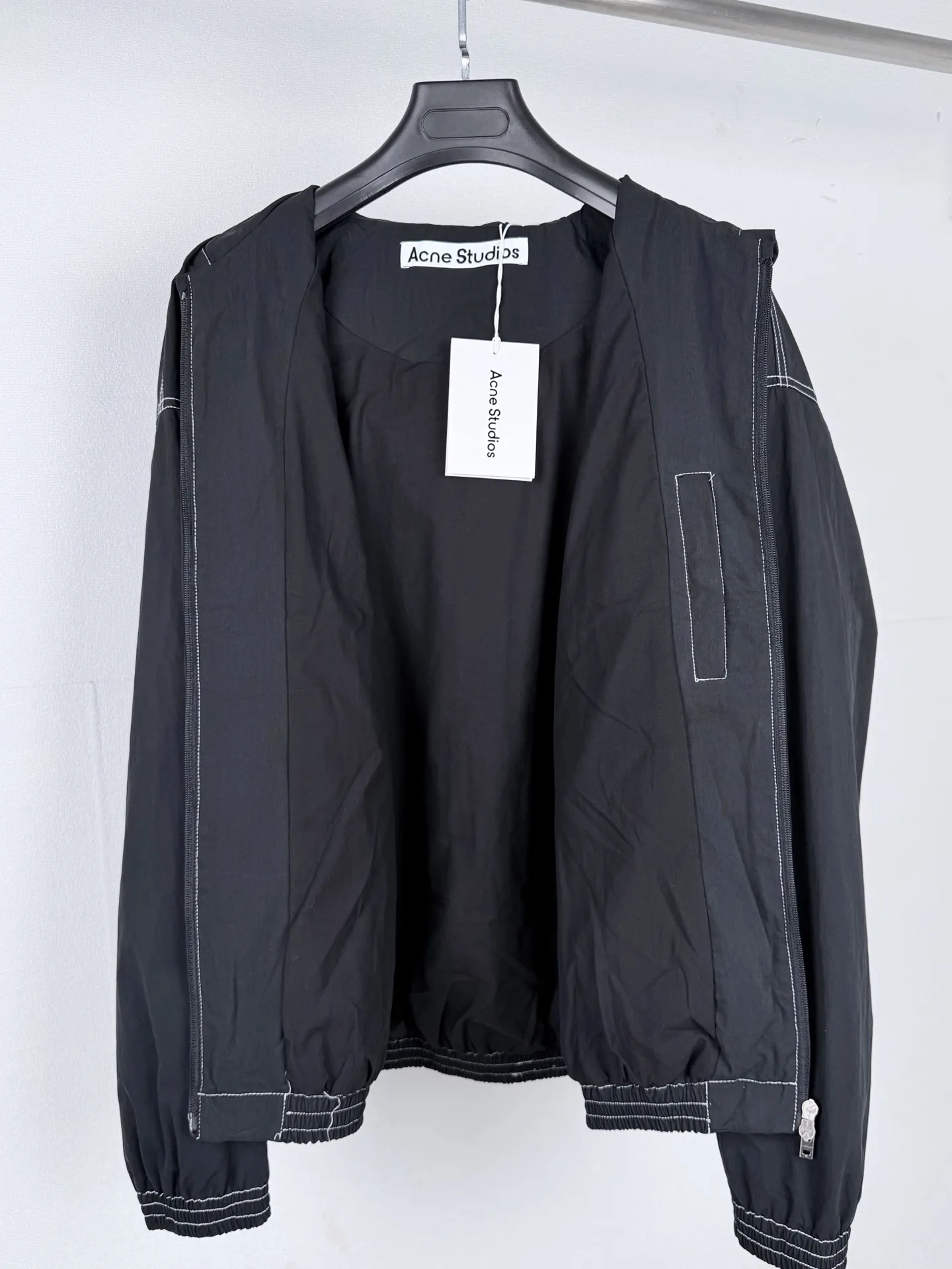 Acne Studios 1996 Logo Contrast Stitch Hooded Jacket D31520010 — view 15