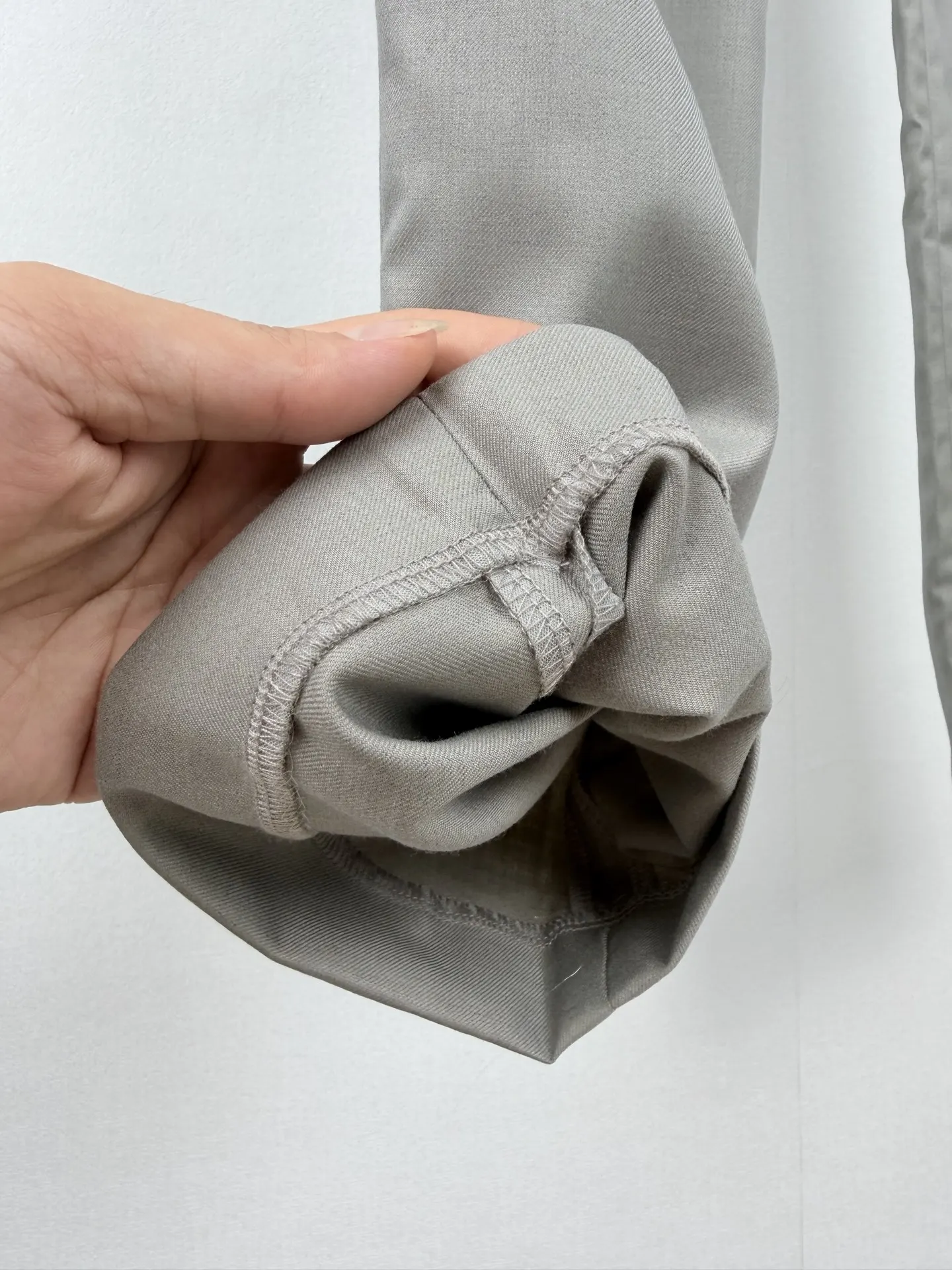Pleated Wool-Blend Twill Trousers D31520096 — view 9