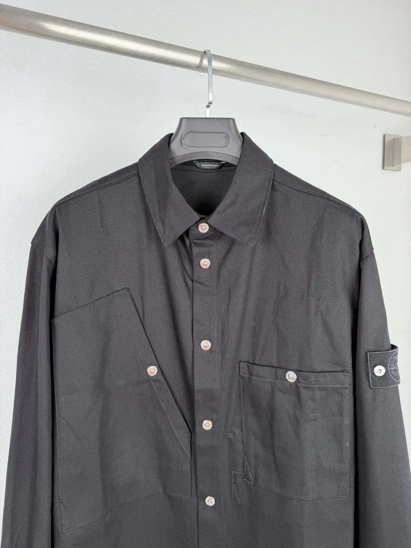 Garment-Dyed Cotton Twill Overshirt D31519996 — view 2