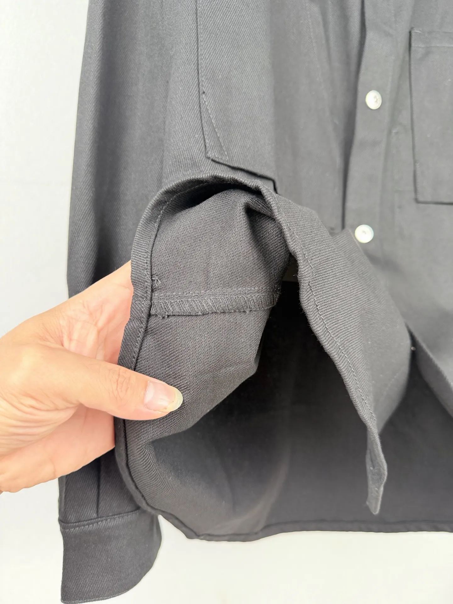 Garment-Dyed Cotton Twill Overshirt D31519996 — view 10